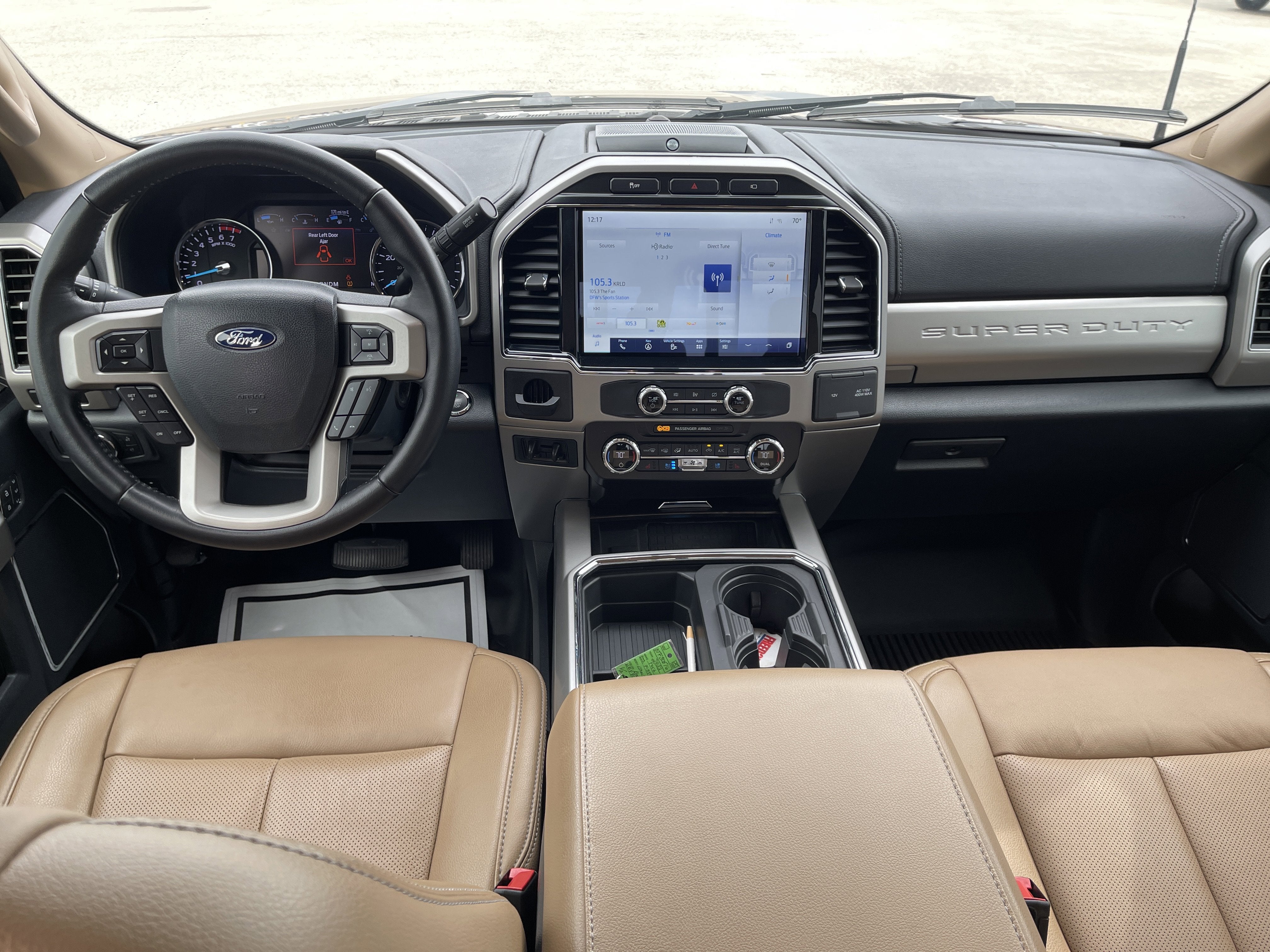 2022 Ford Super Duty F-350 DRW LARIAT