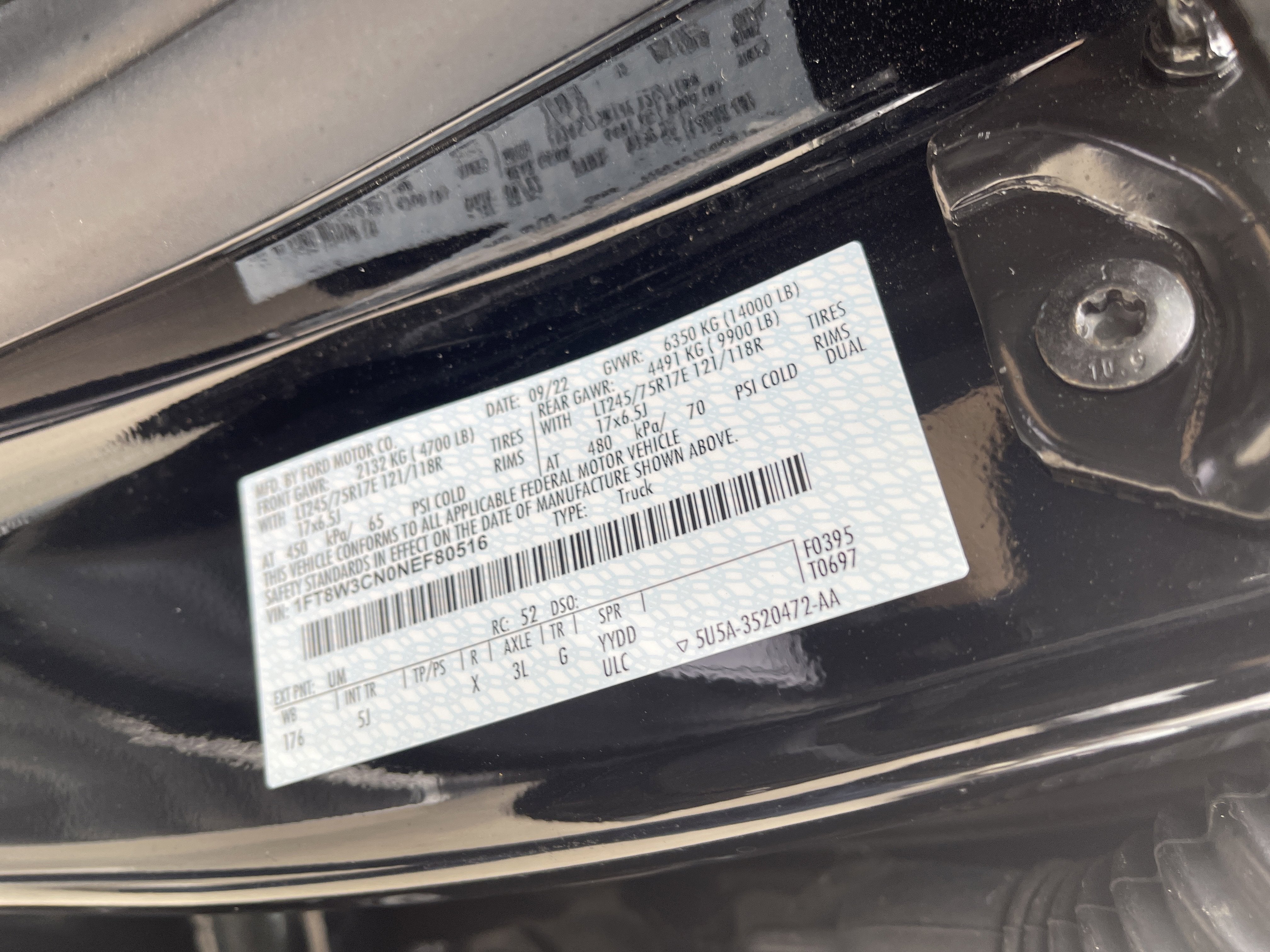 2022 Ford Super Duty F-350 DRW LARIAT