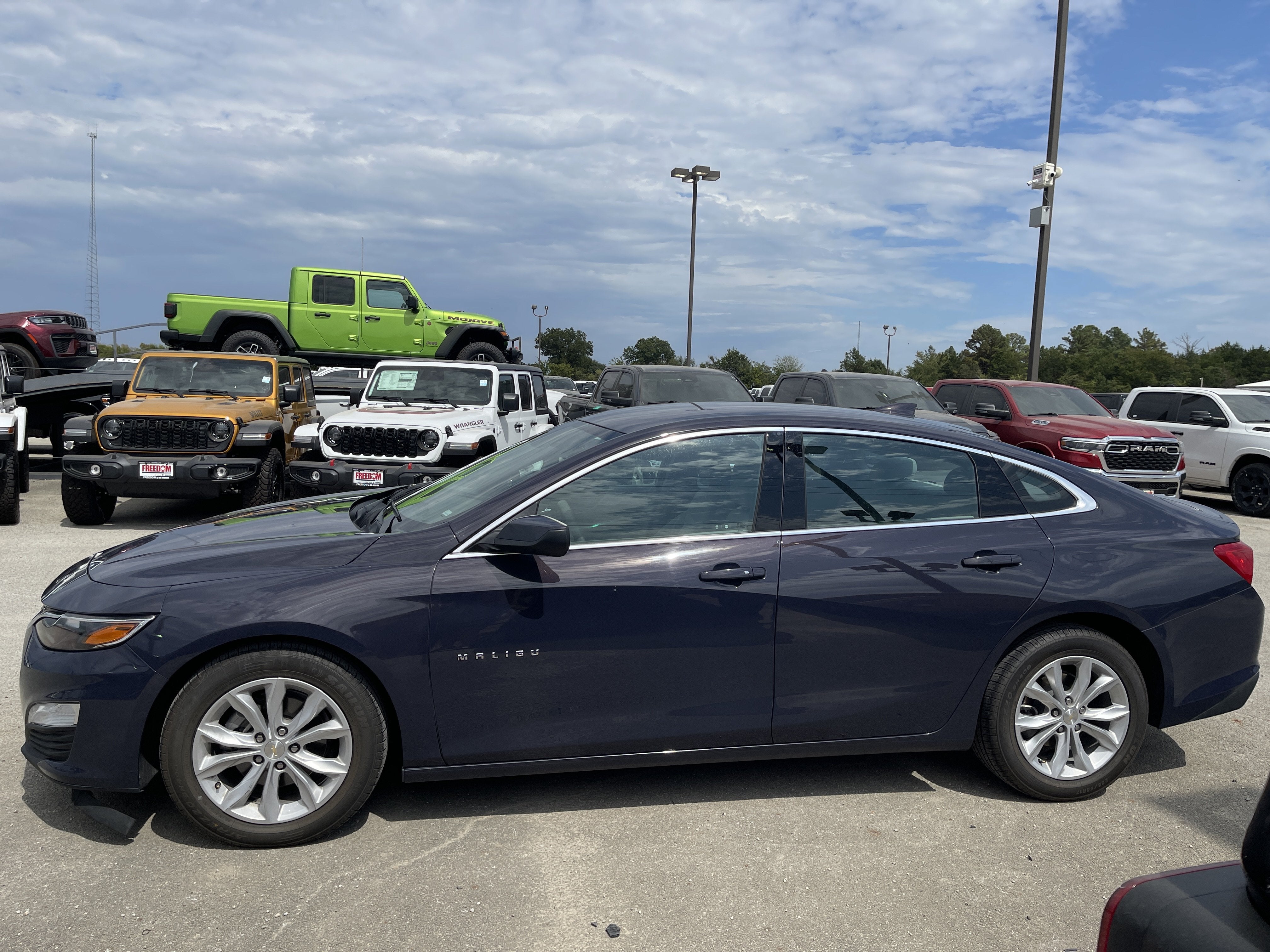 2025 Chevrolet Malibu LT