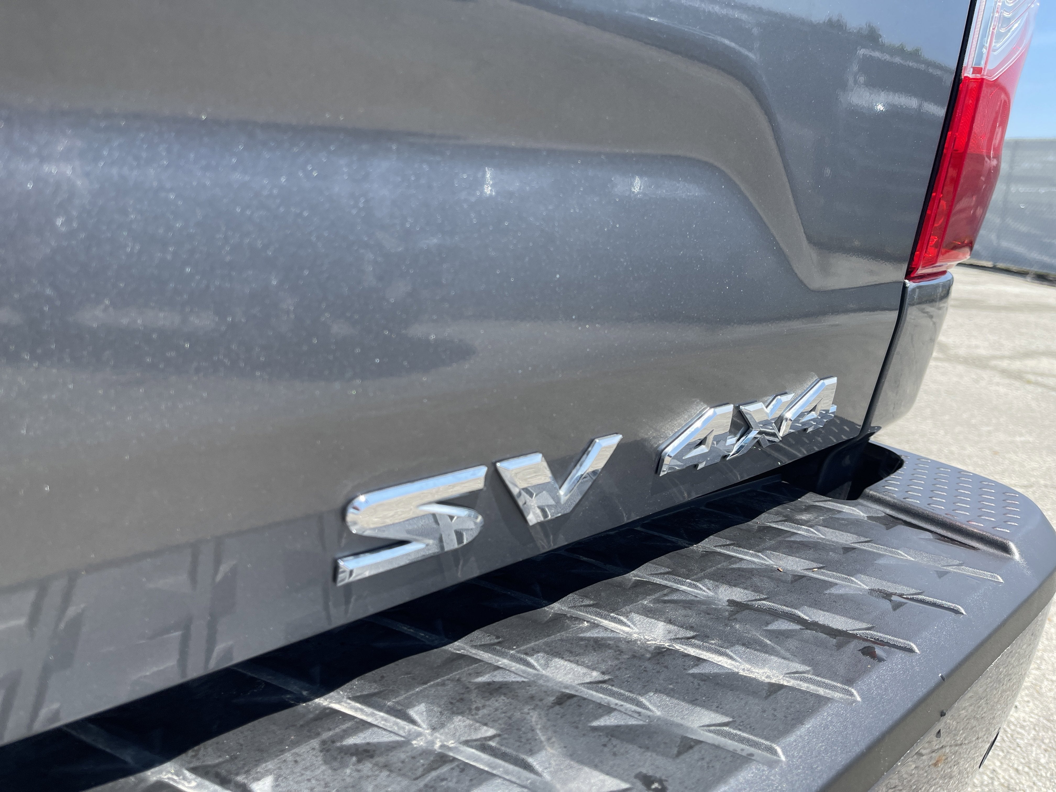 2024 Nissan Titan XD SV