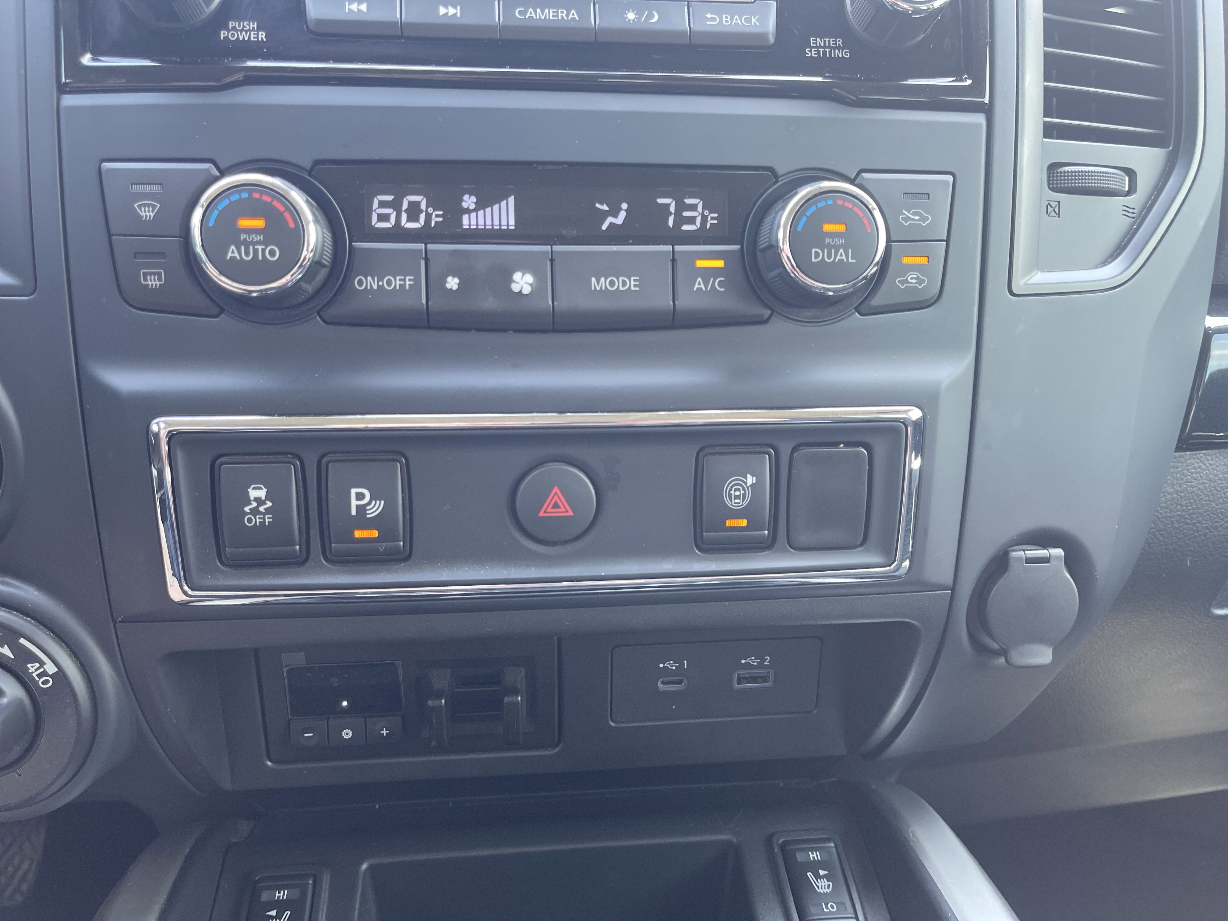 2024 Nissan Titan XD SV