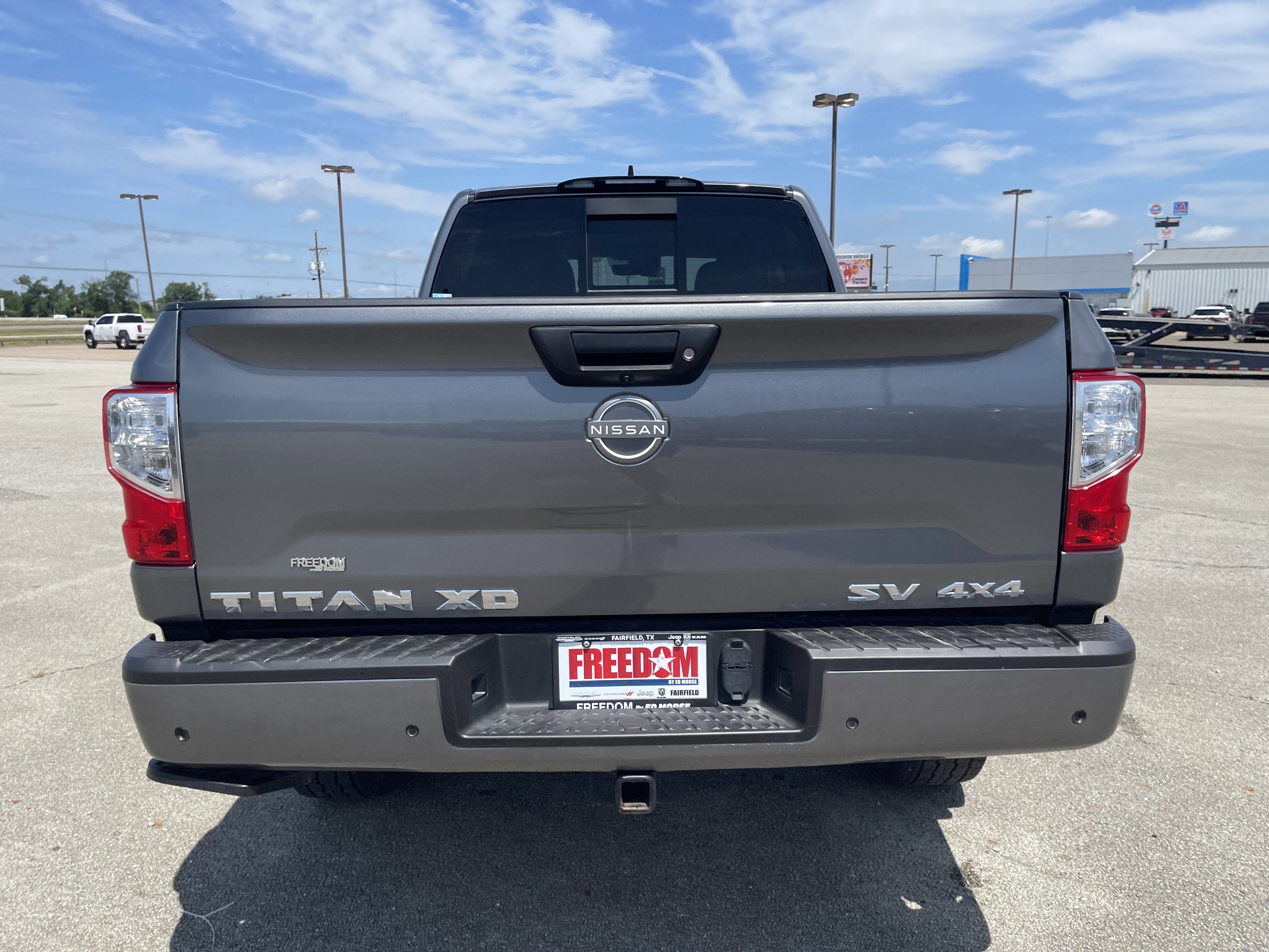 2024 Nissan Titan XD SV