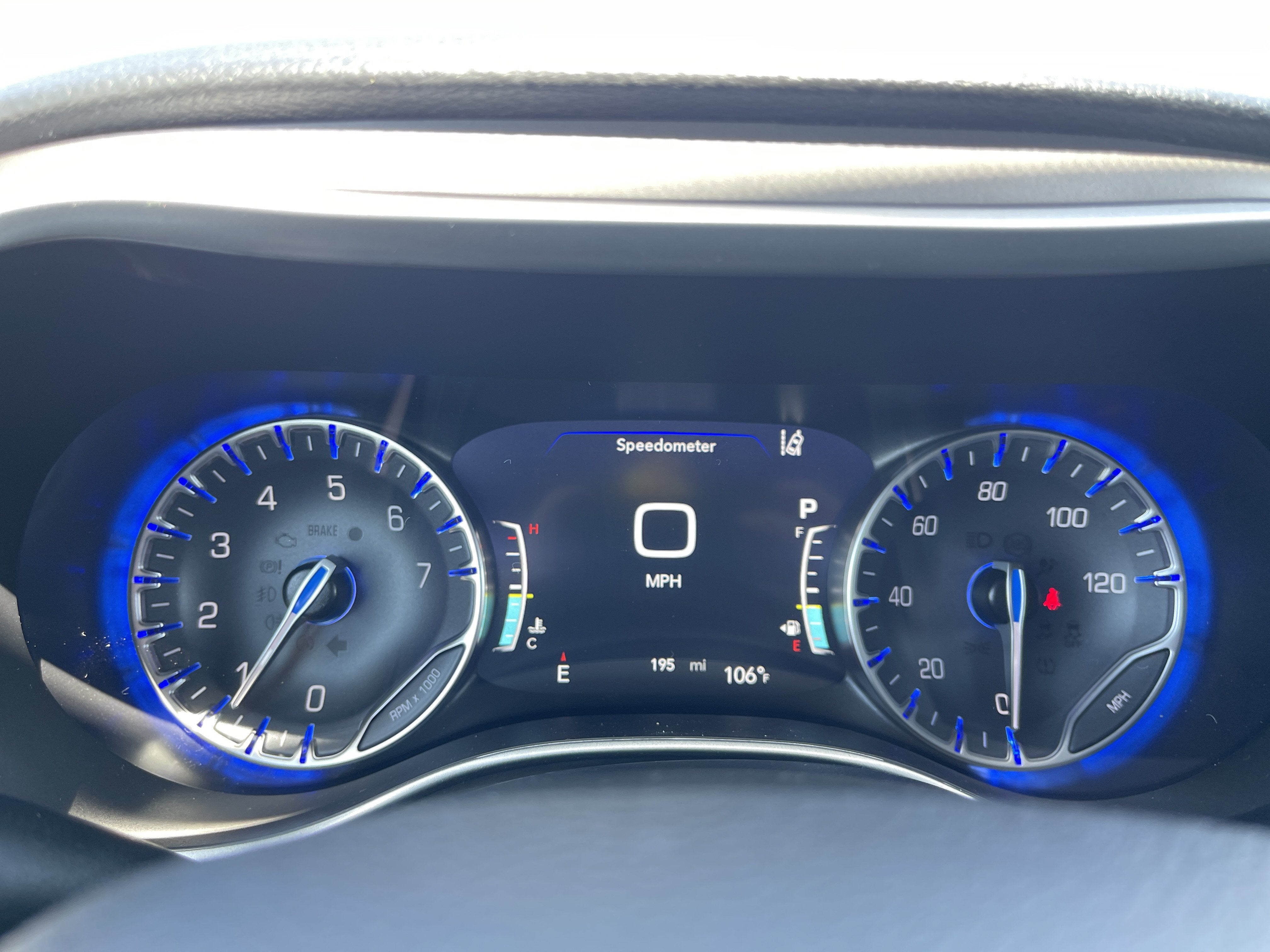 2027 Chrysler Pacifica Select