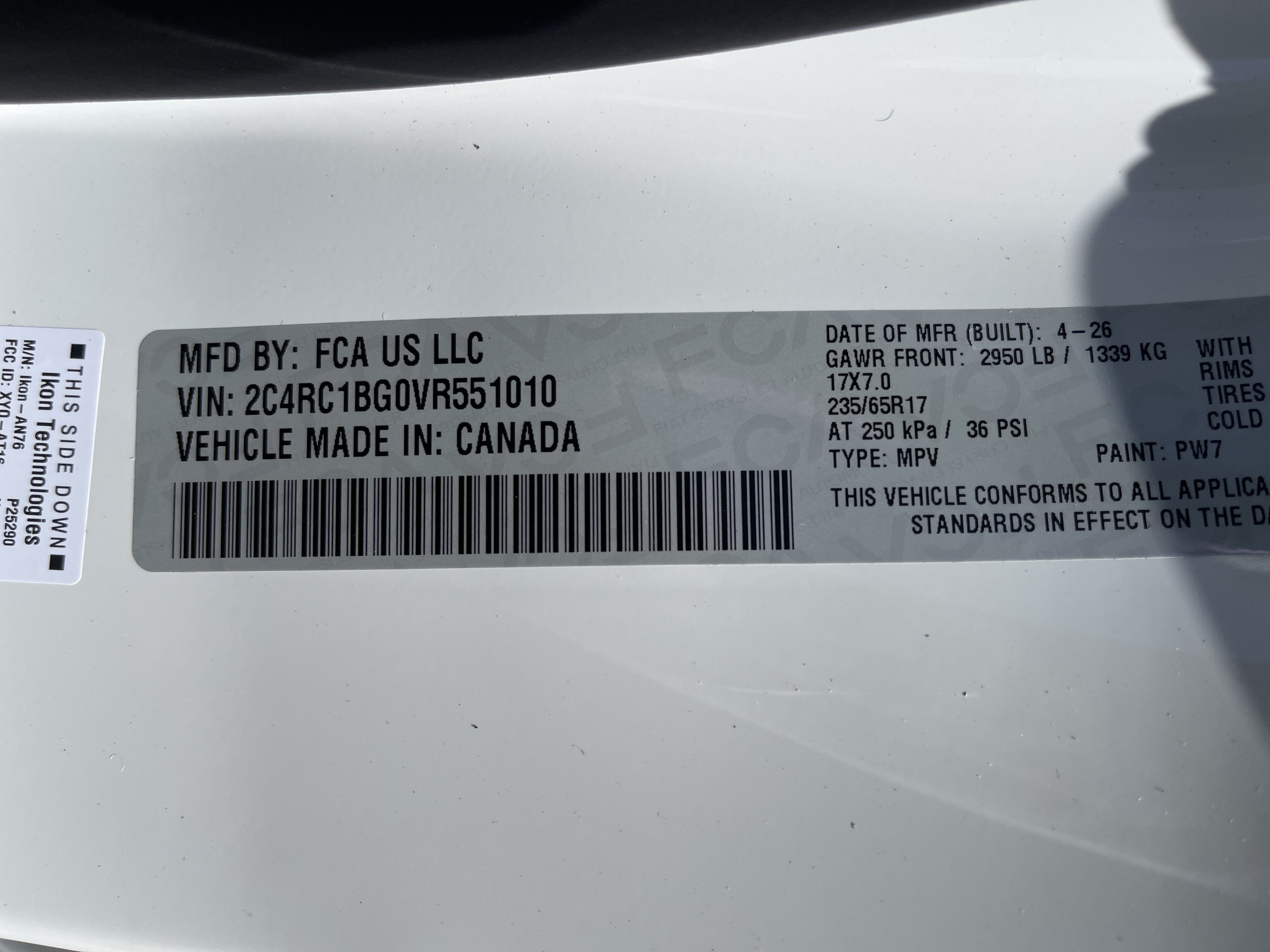 2027 Chrysler Pacifica Select
