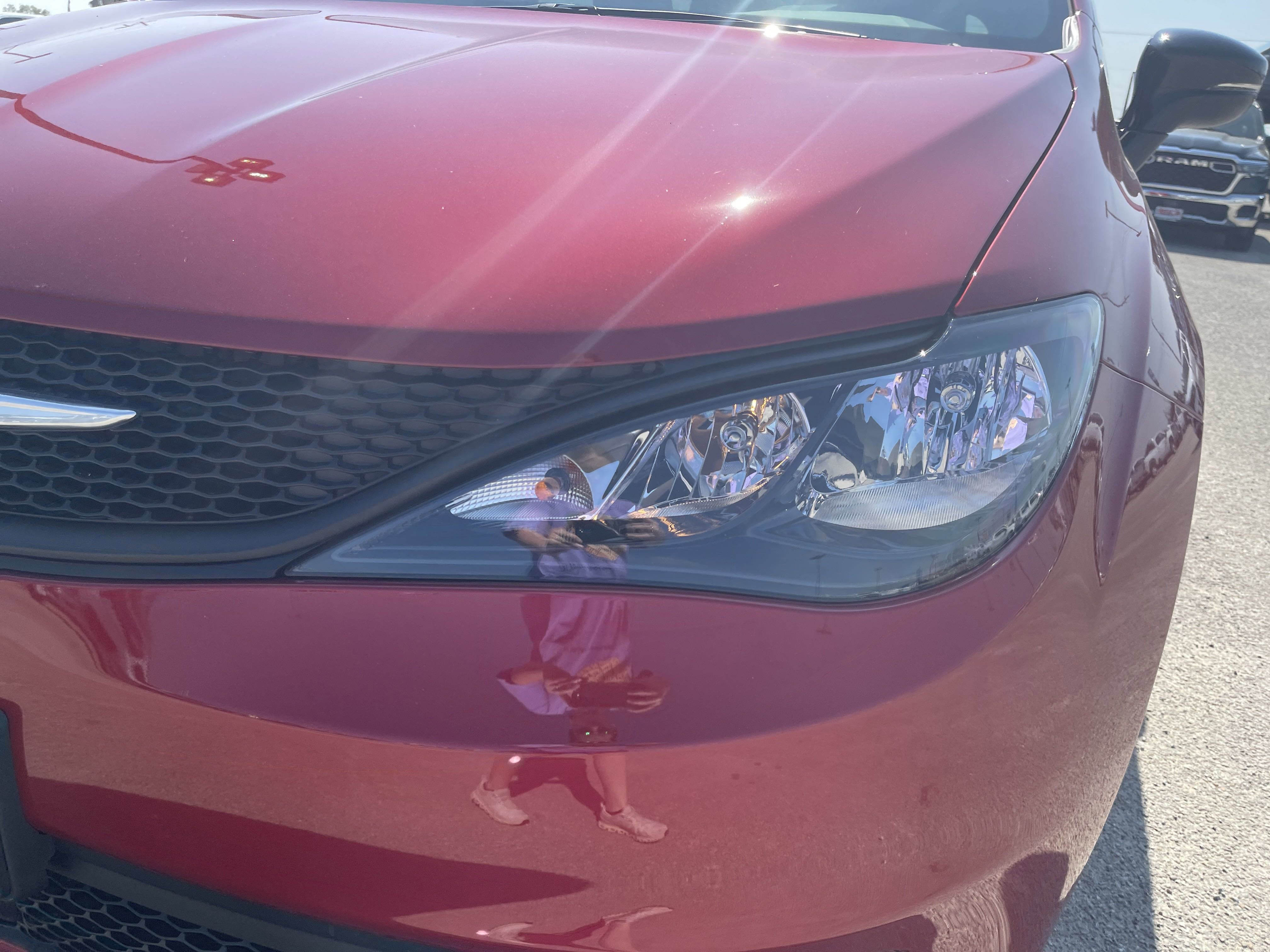 2026 Chrysler Voyager LX