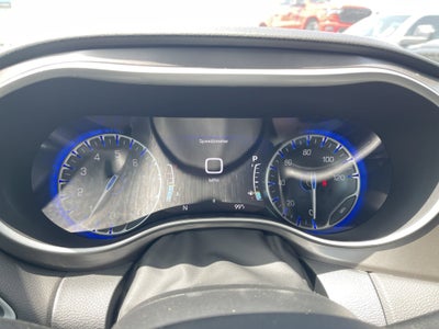 2025 Chrysler Voyager LX