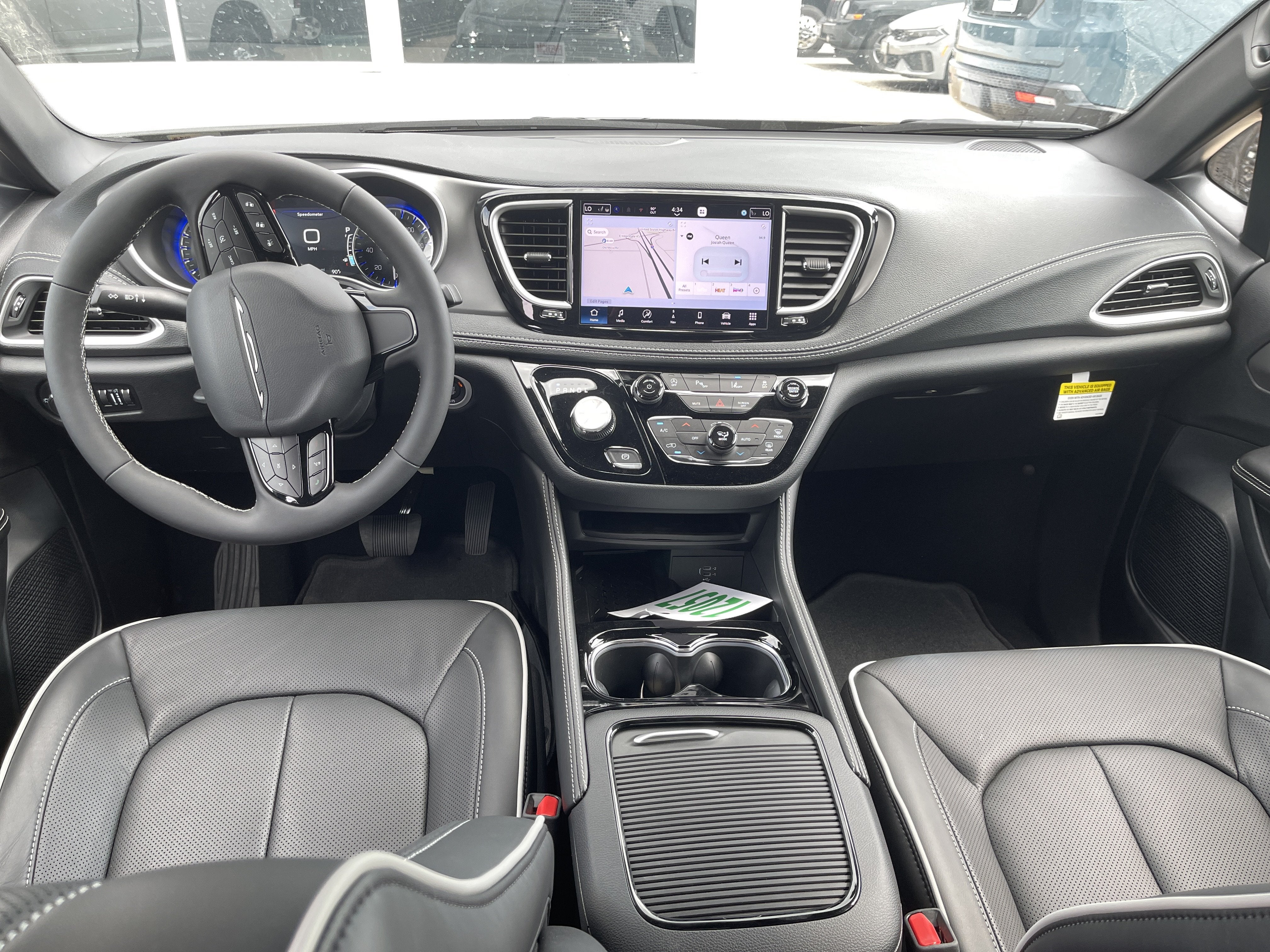 2027 Chrysler Pacifica Limited