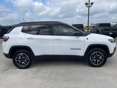 2026 Jeep Compass Trailhawk