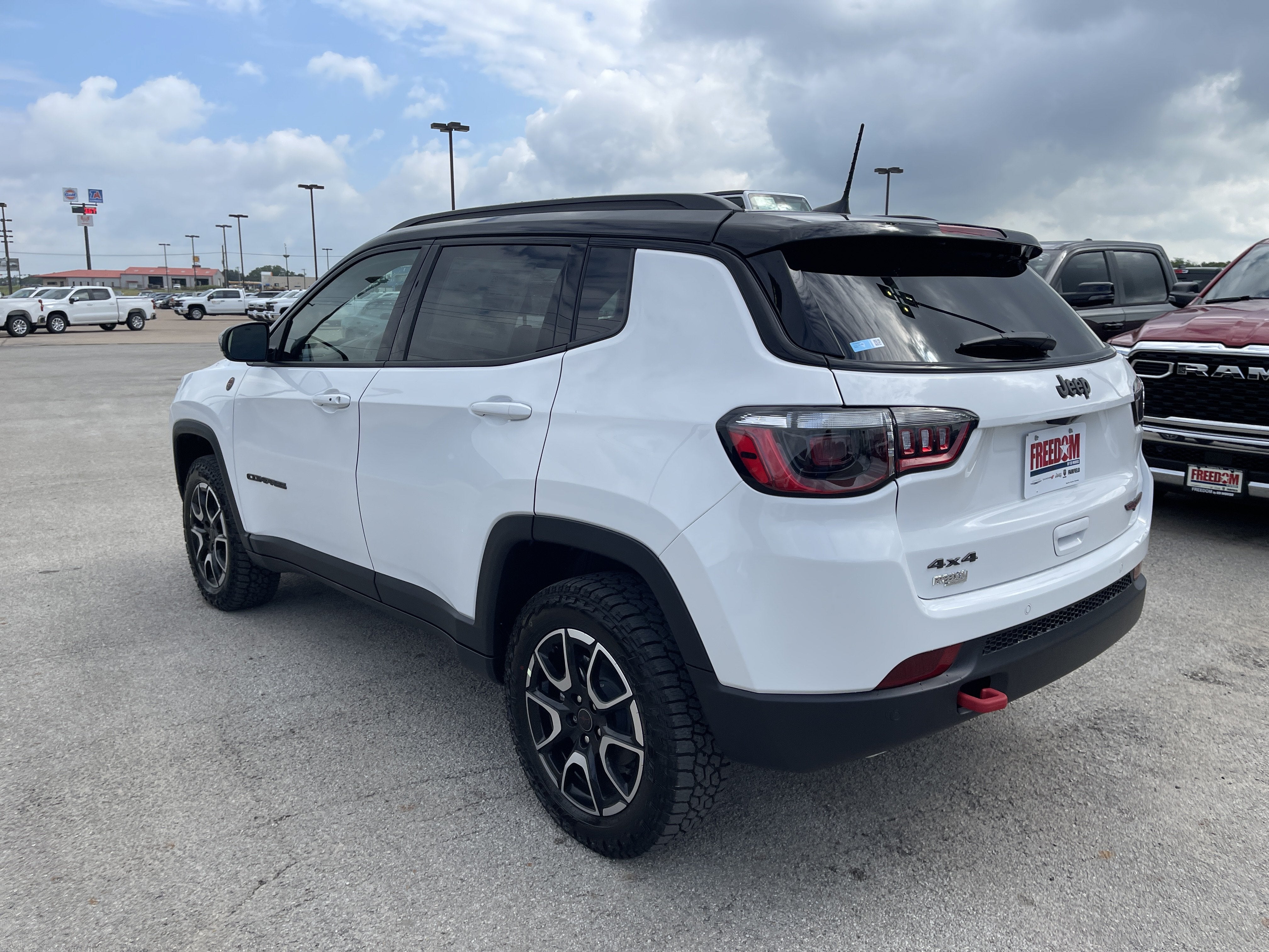 2026 Jeep Compass Trailhawk