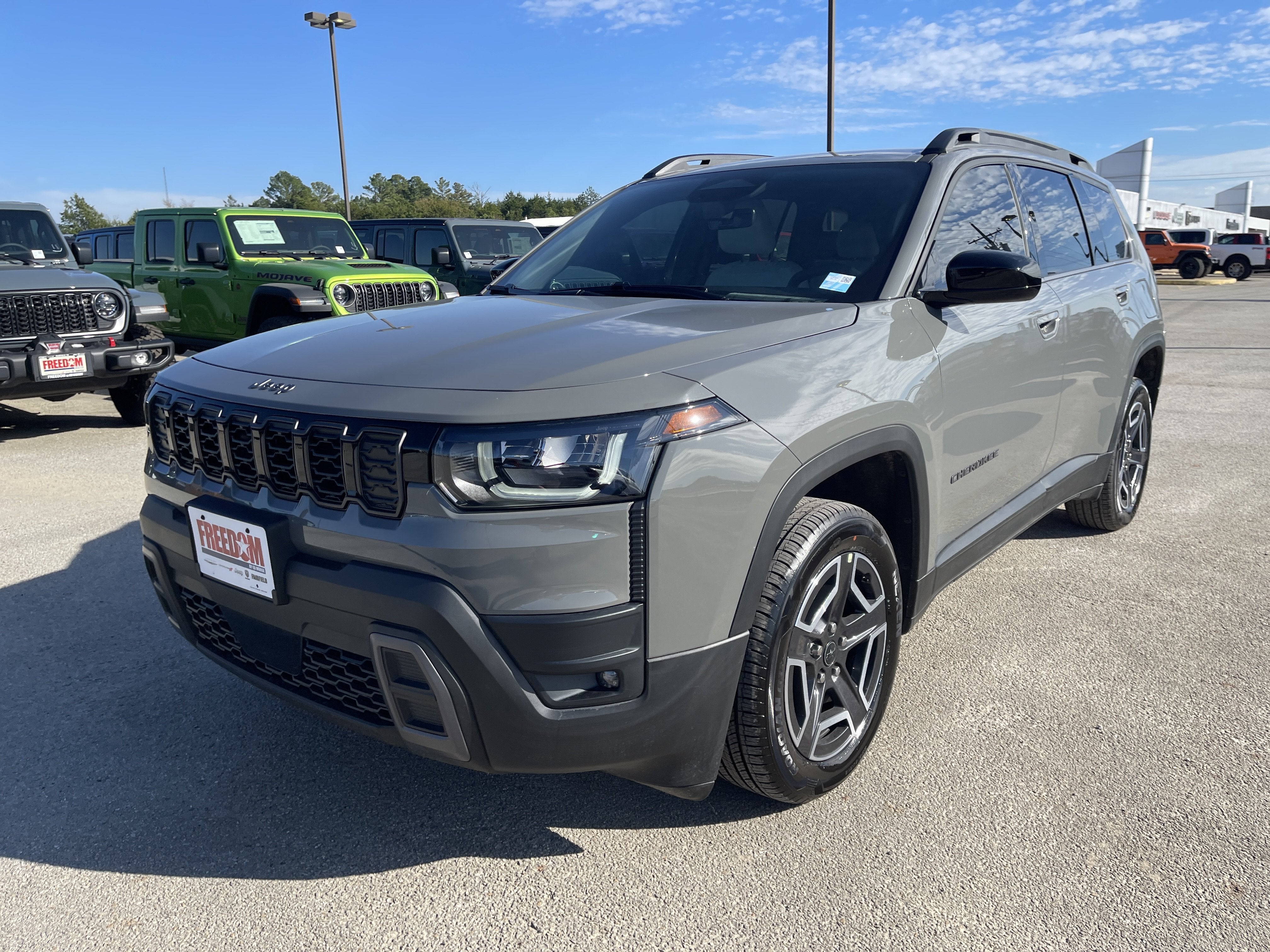 2027 Jeep Cherokee Laredo