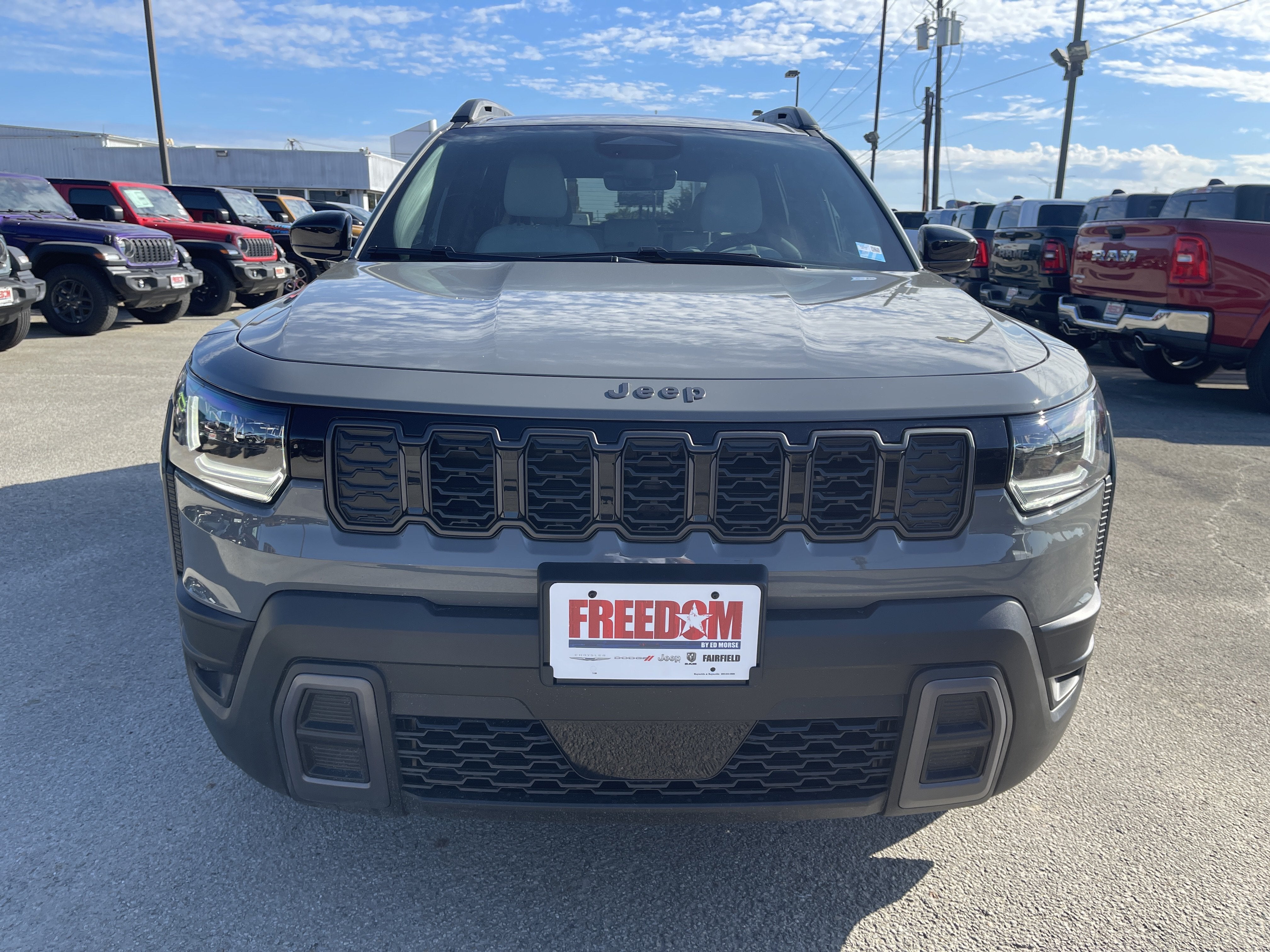 2027 Jeep Cherokee Laredo