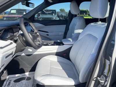 2027 Jeep Cherokee Laredo
