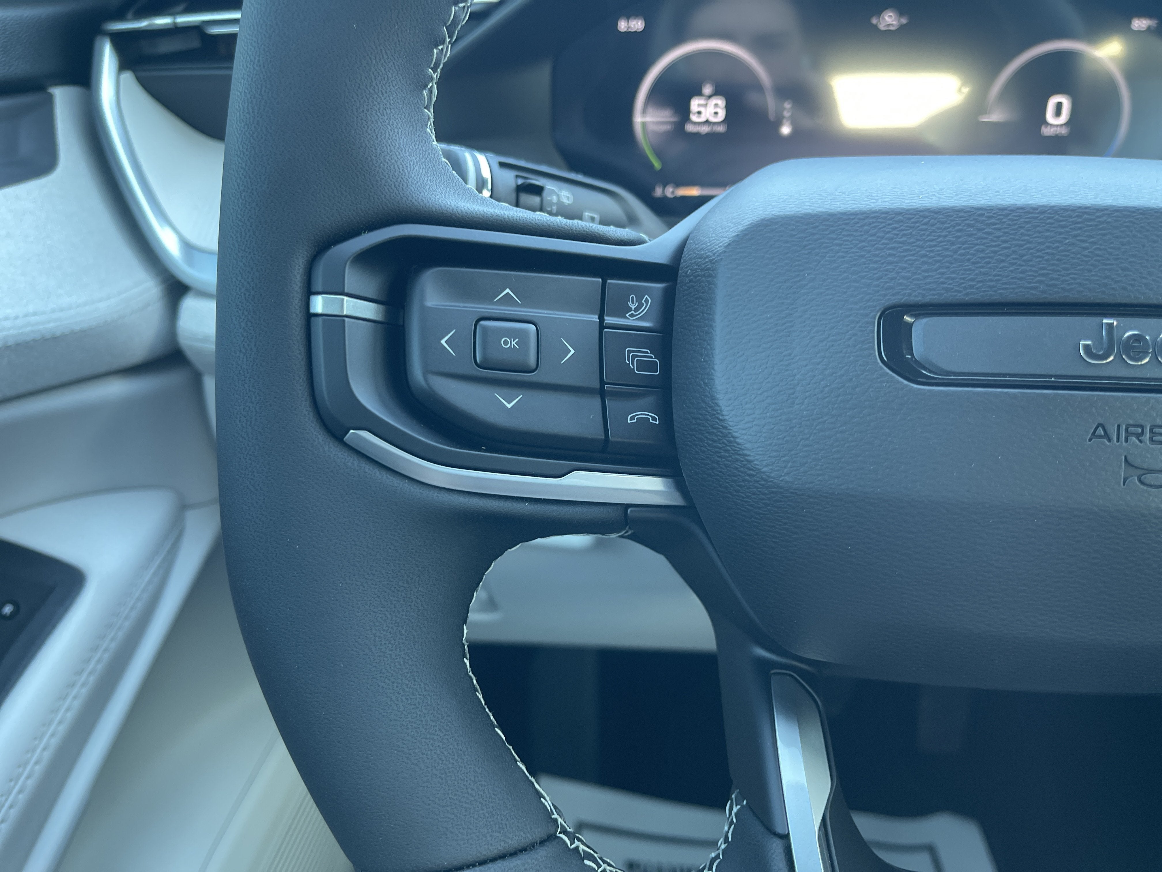 2027 Jeep Cherokee Laredo