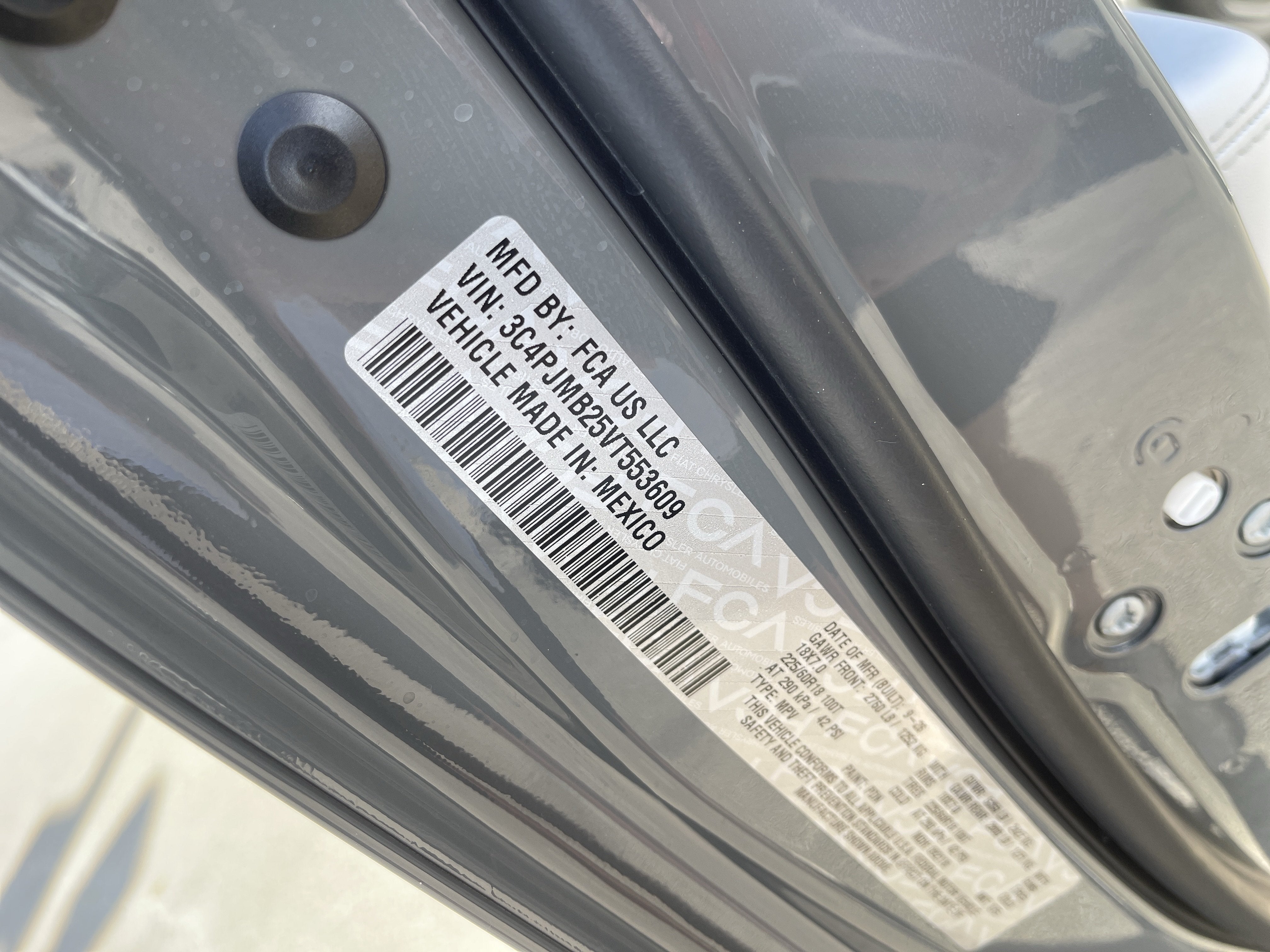 2027 Jeep Cherokee Laredo