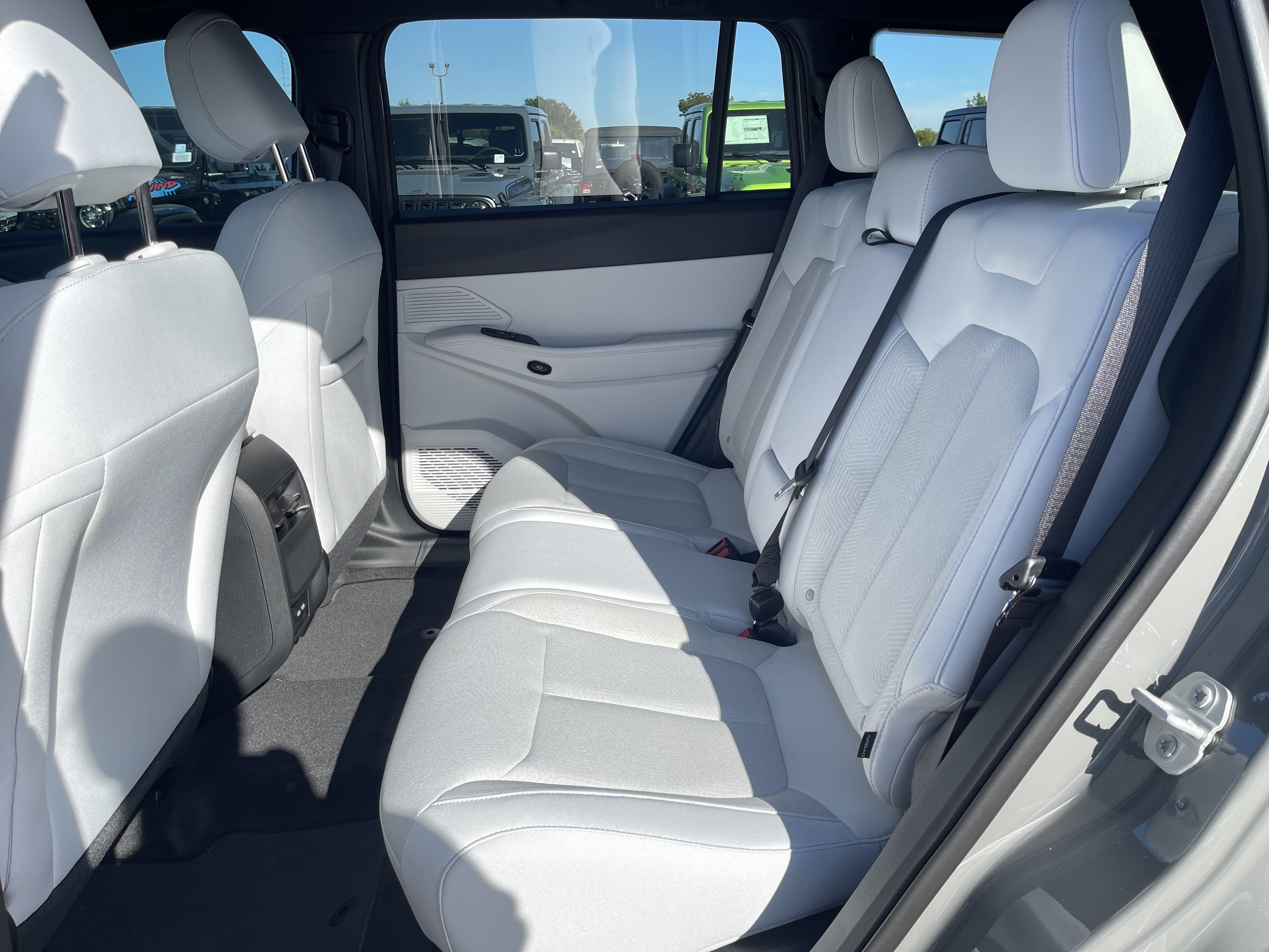 2027 Jeep Cherokee Laredo