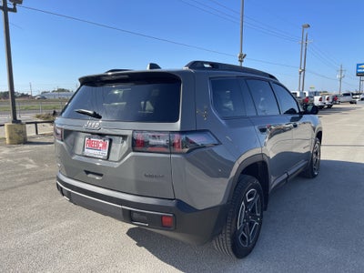 2027 Jeep Cherokee Laredo
