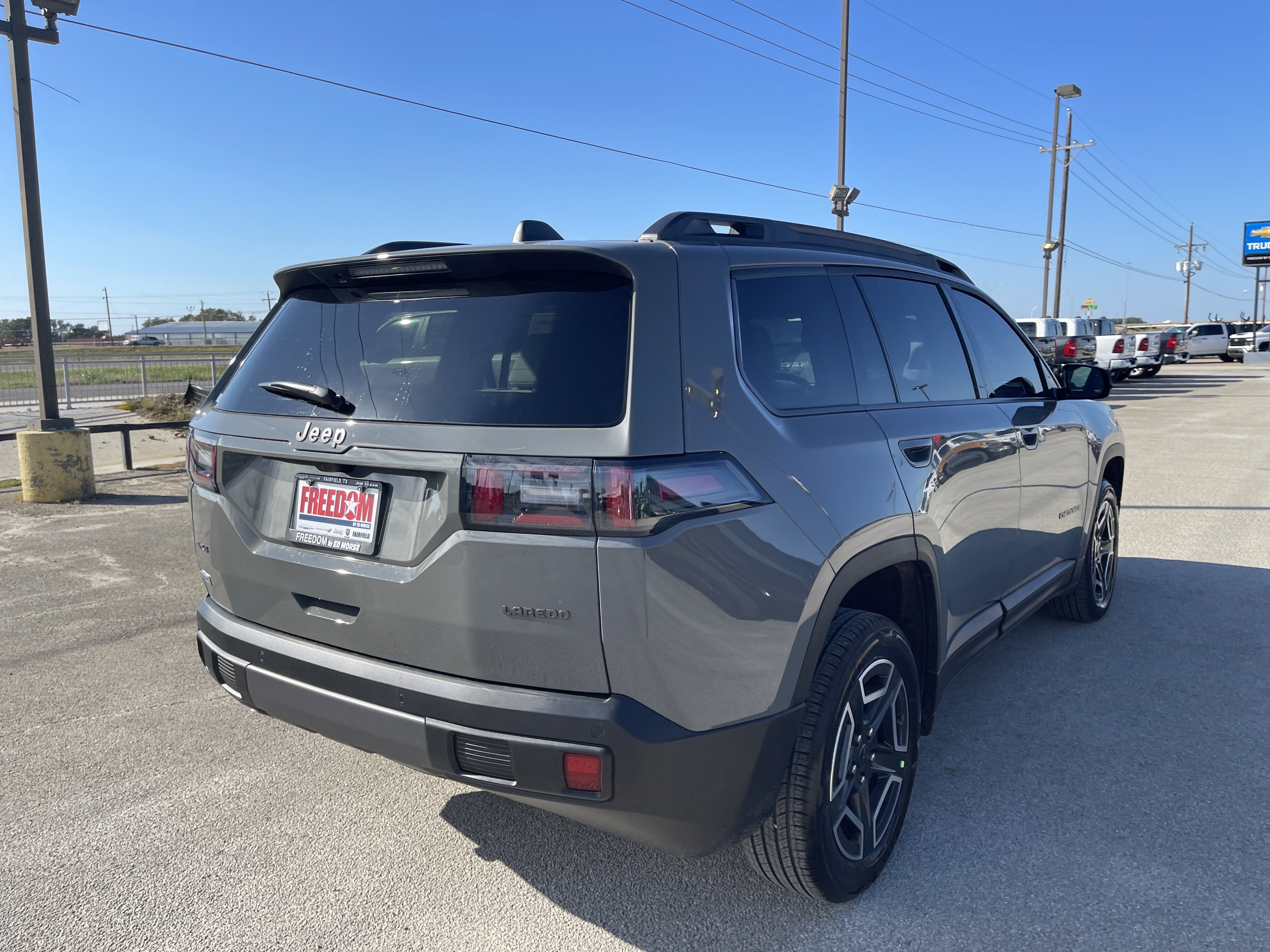 2027 Jeep Cherokee Laredo