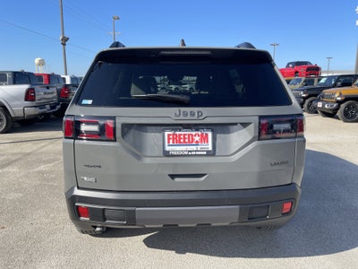 2027 Jeep Cherokee Laredo
