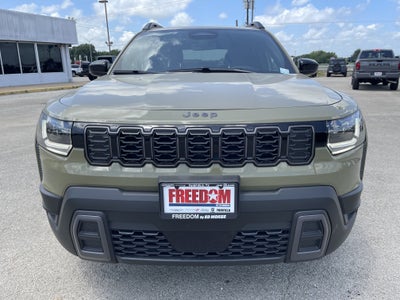 2026 Jeep Cherokee Laredo