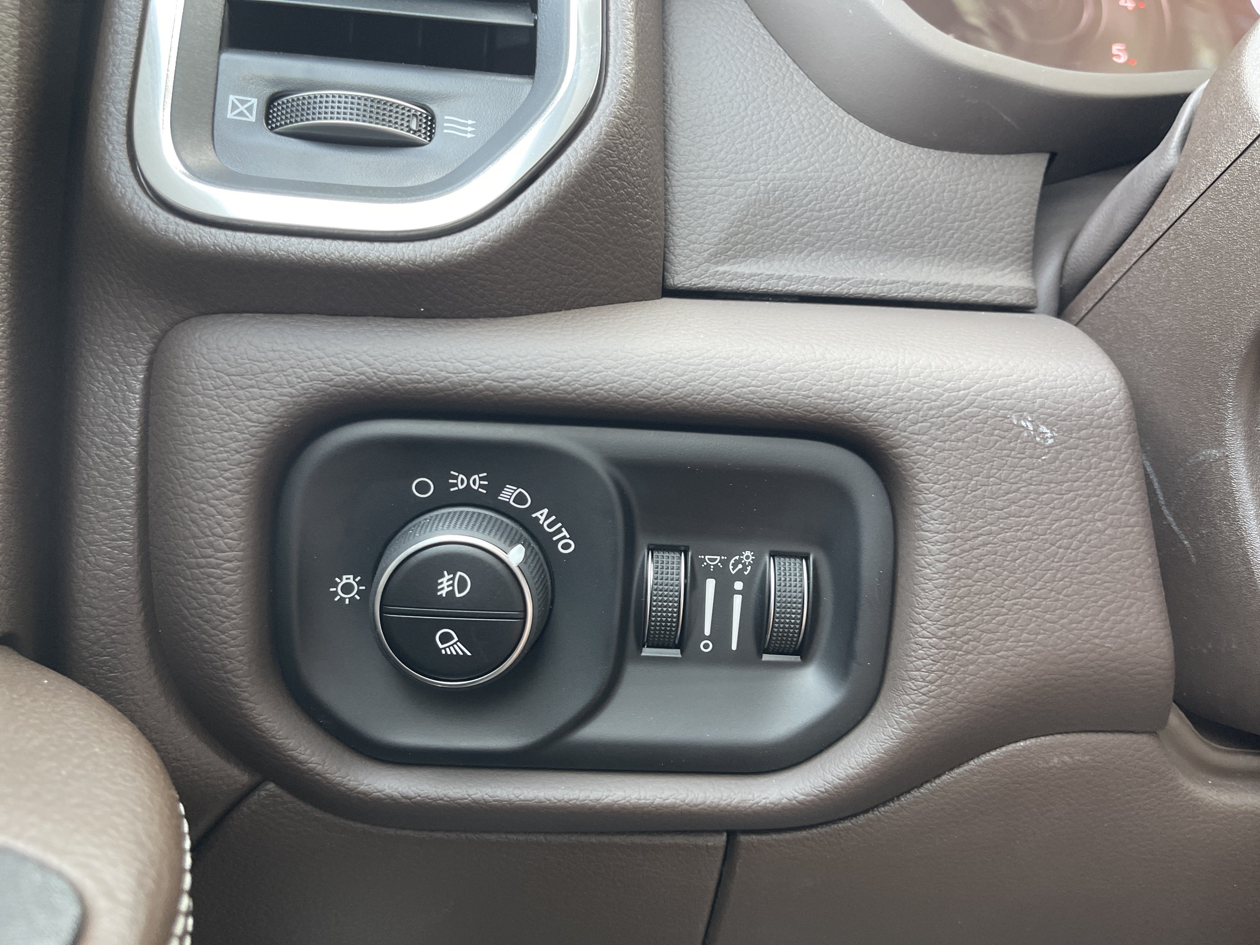 2027 RAM 2500 Laramie