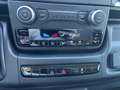 2026 RAM Promaster SLT