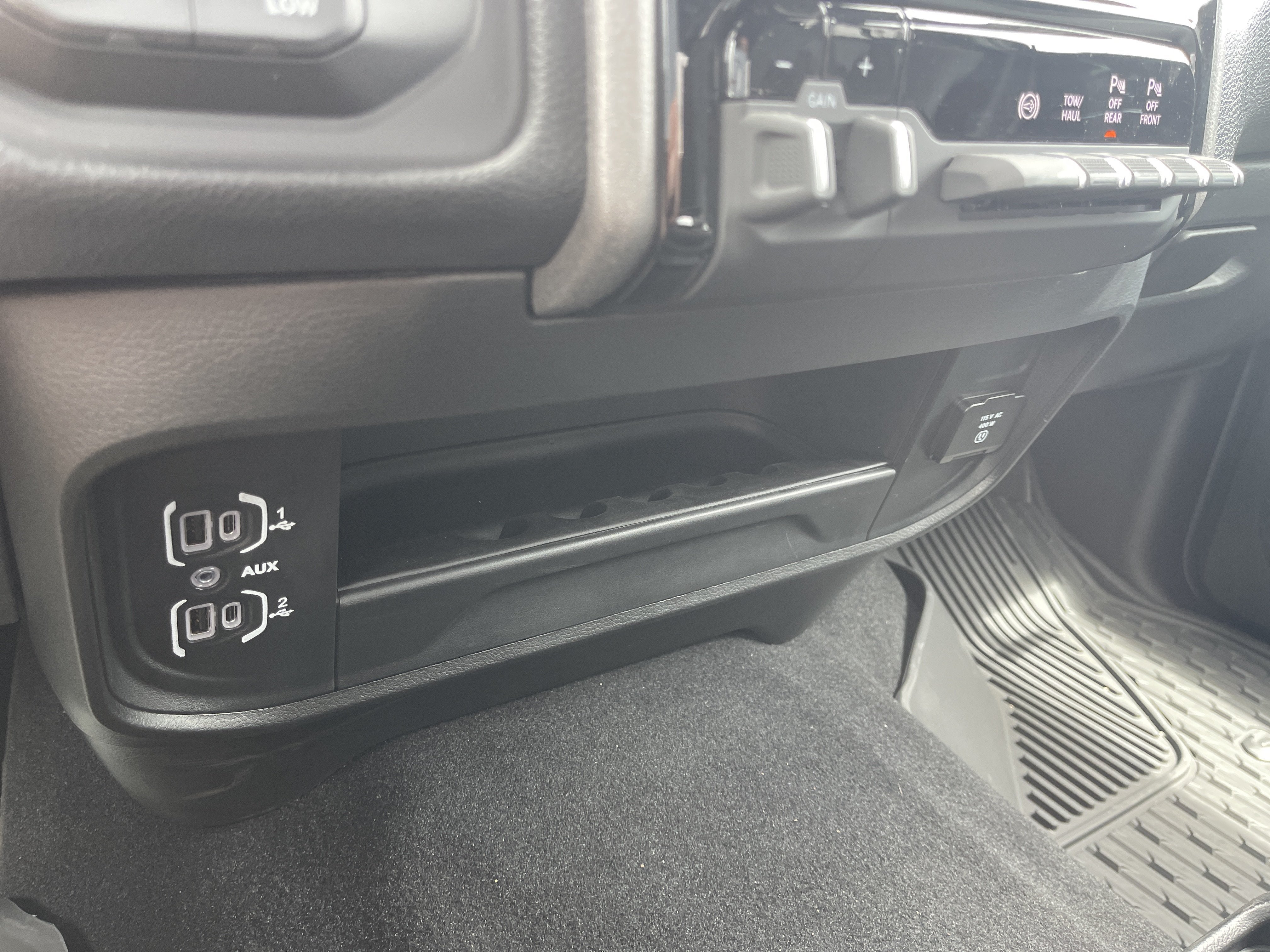 2026 RAM 2500 Black Express