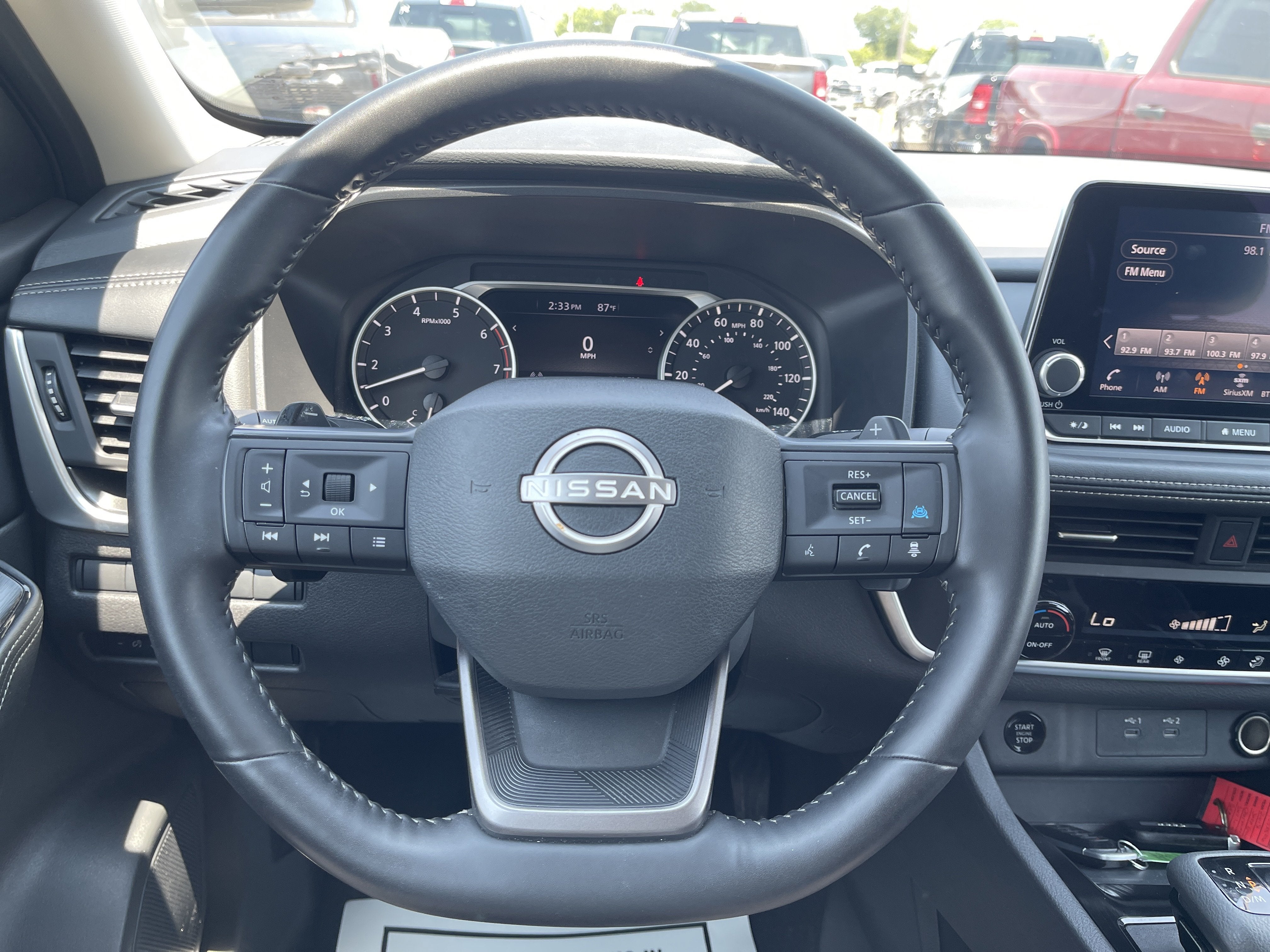 2025 Nissan Rogue SV