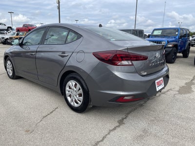 2020 Hyundai Elantra SE