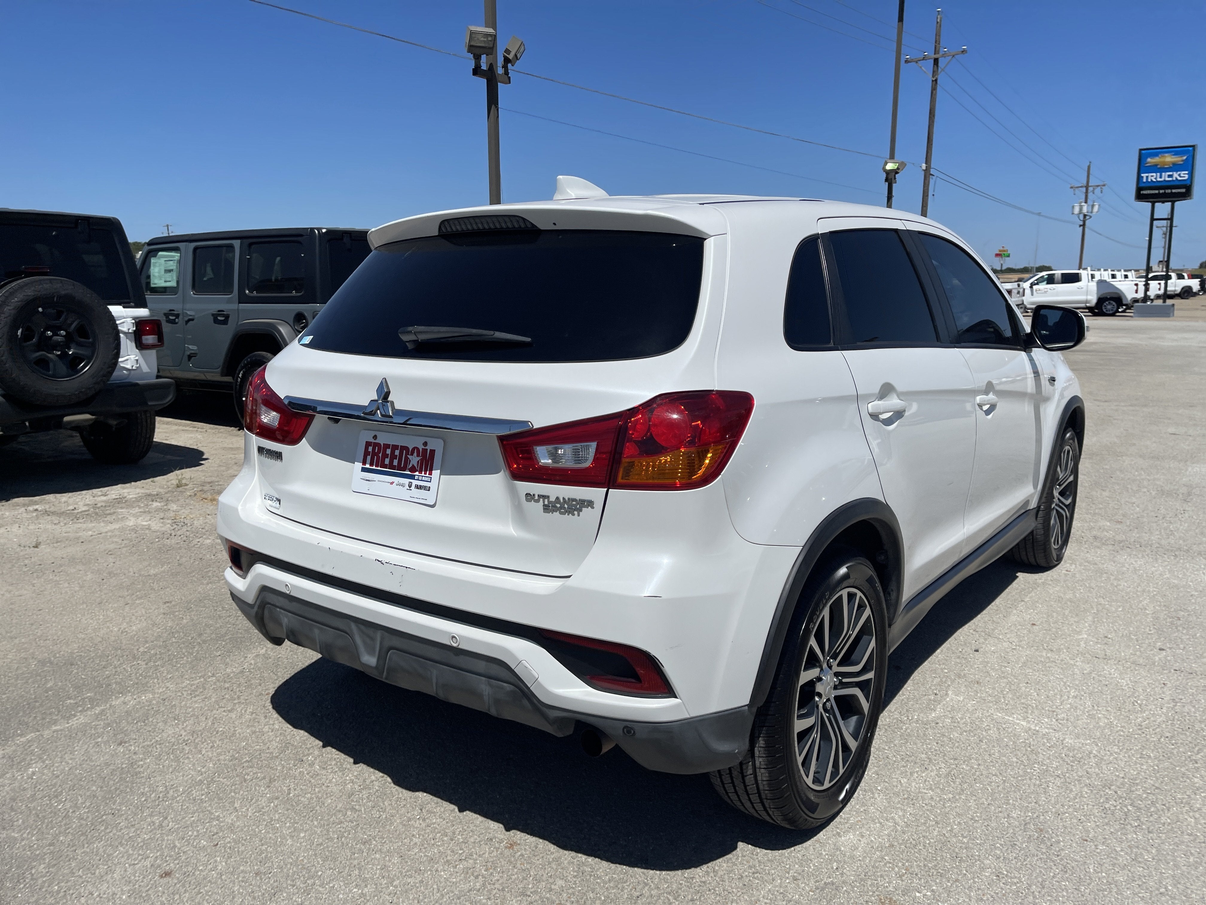 2019 Mitsubishi Outlander Sport ES 2.0