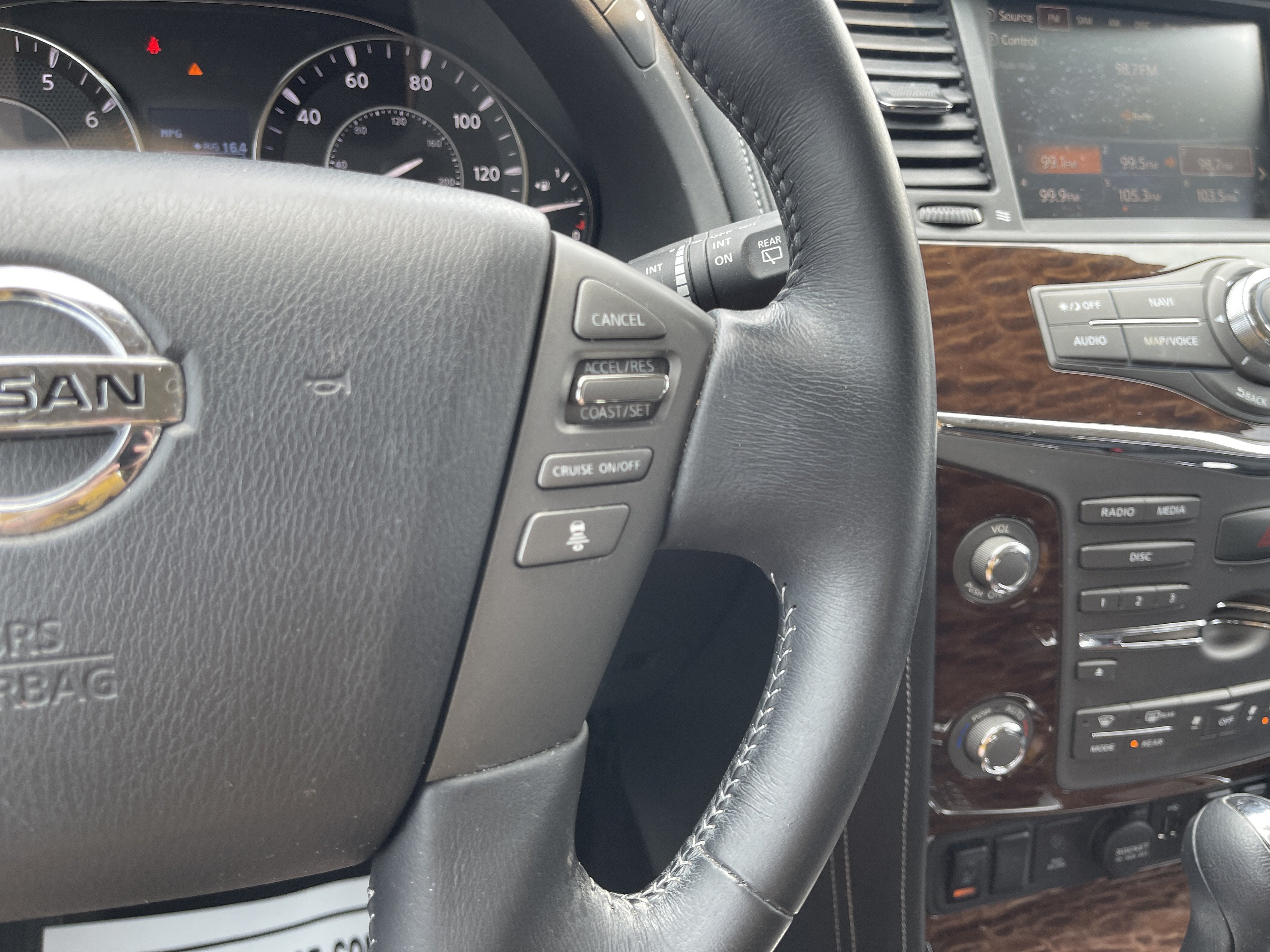 2020 Nissan Armada SV