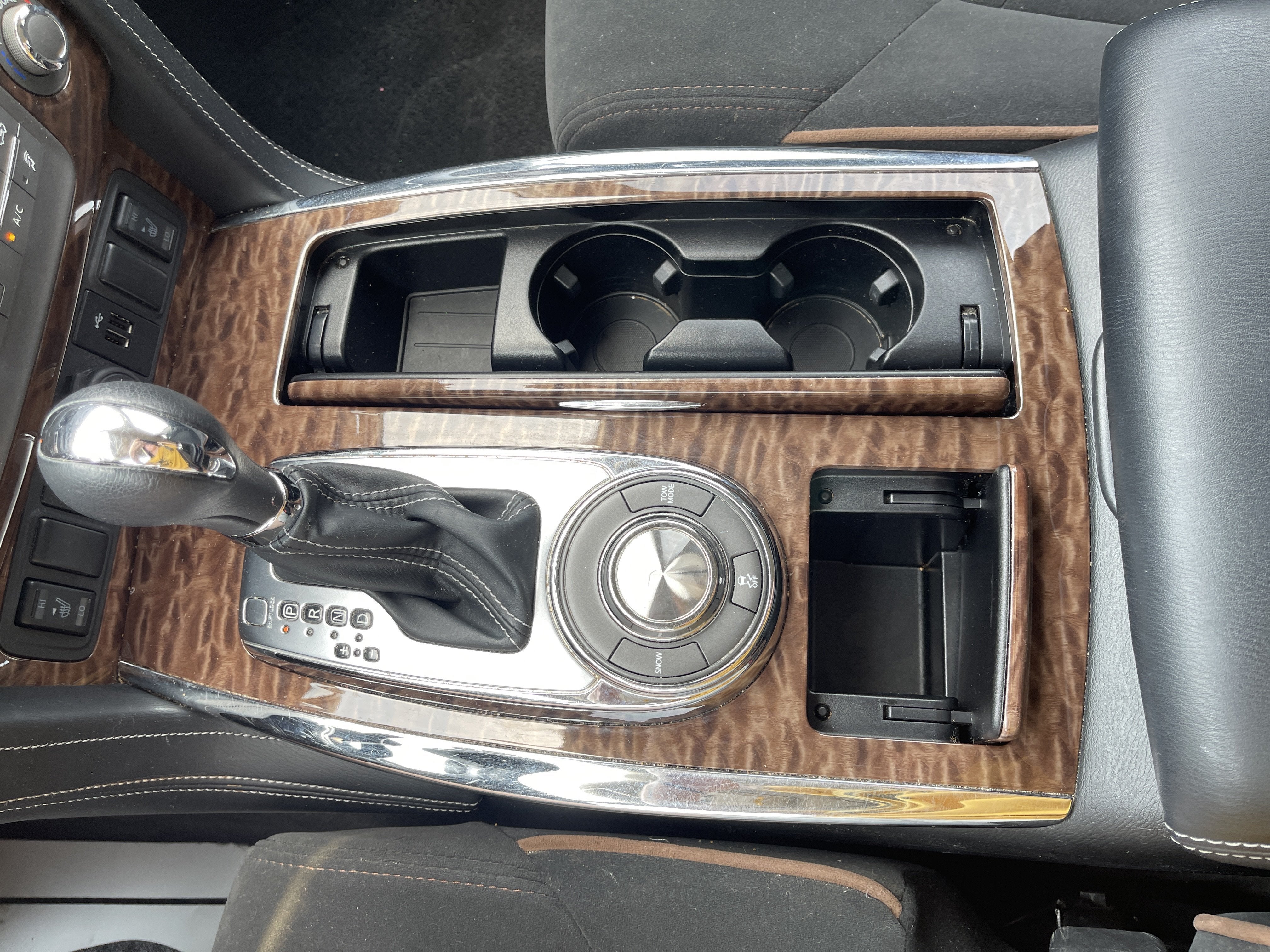 2020 Nissan Armada SV