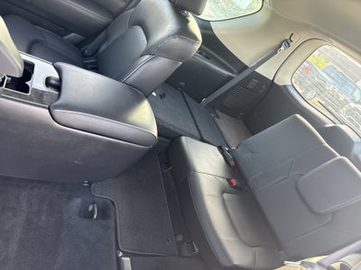 2023 INFINITI QX80 LUXE
