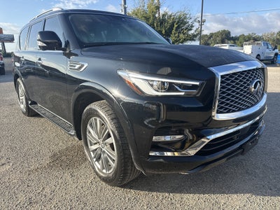 2023 INFINITI QX80 LUXE