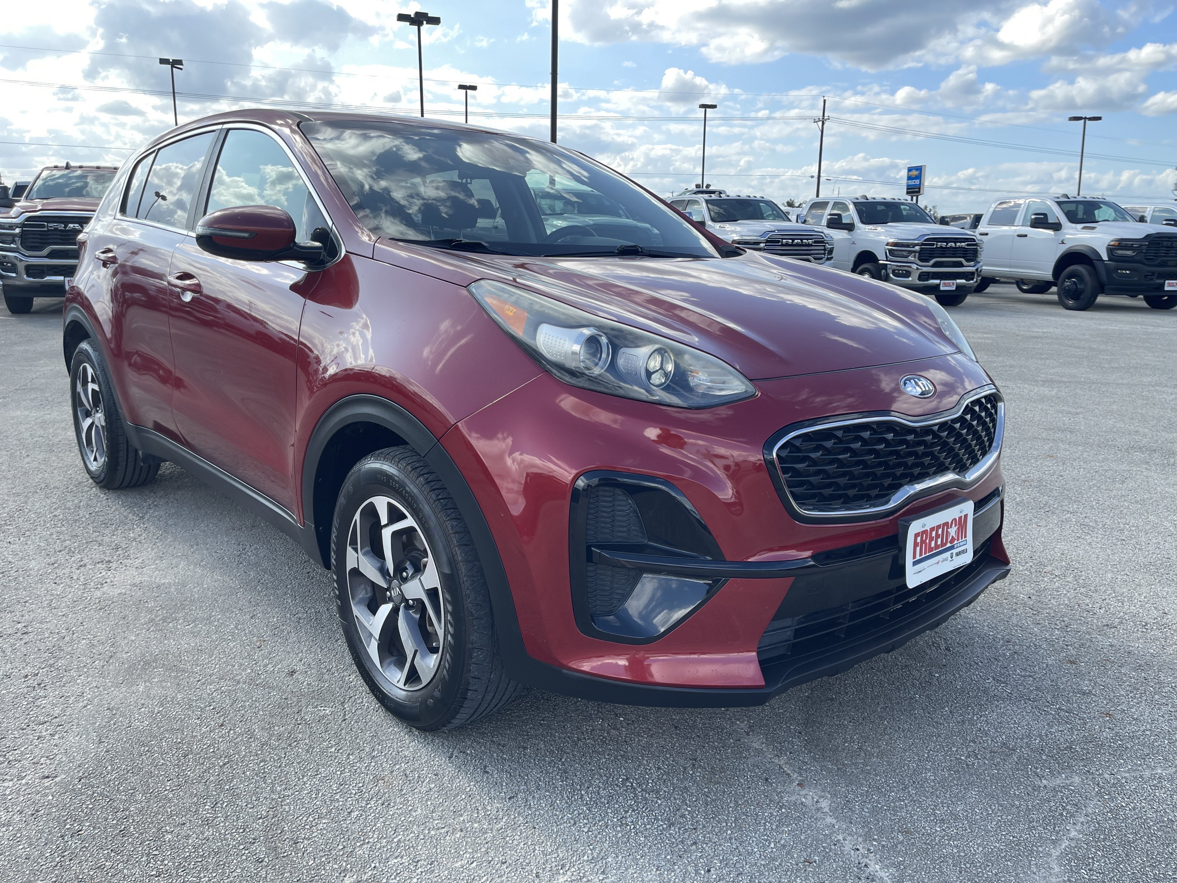 Used 2020 Kia Sportage LX with VIN KNDPM3AC5L7686111 for sale in Fairfield, TX