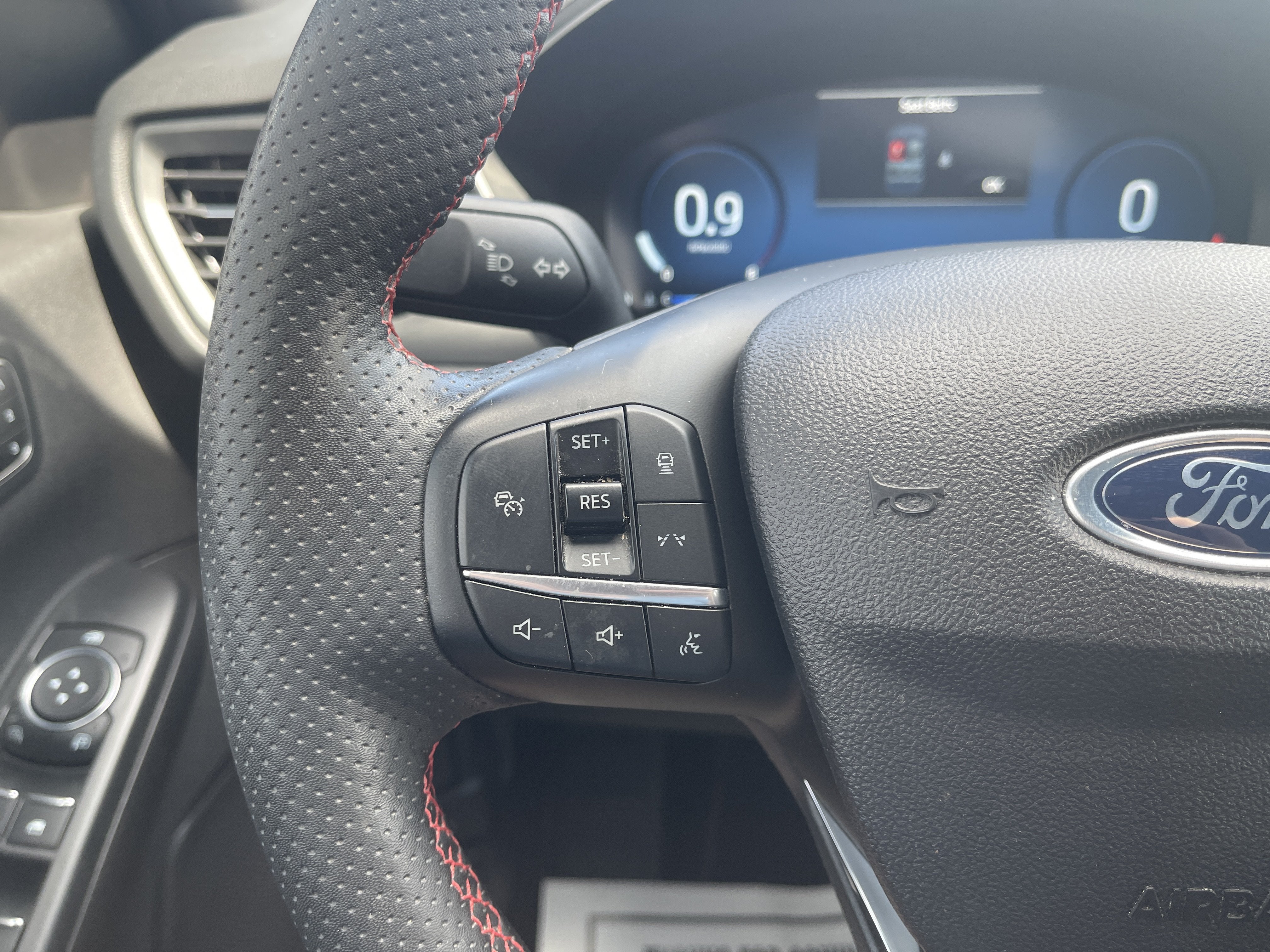 2023 Ford Escape ST-Line Elite