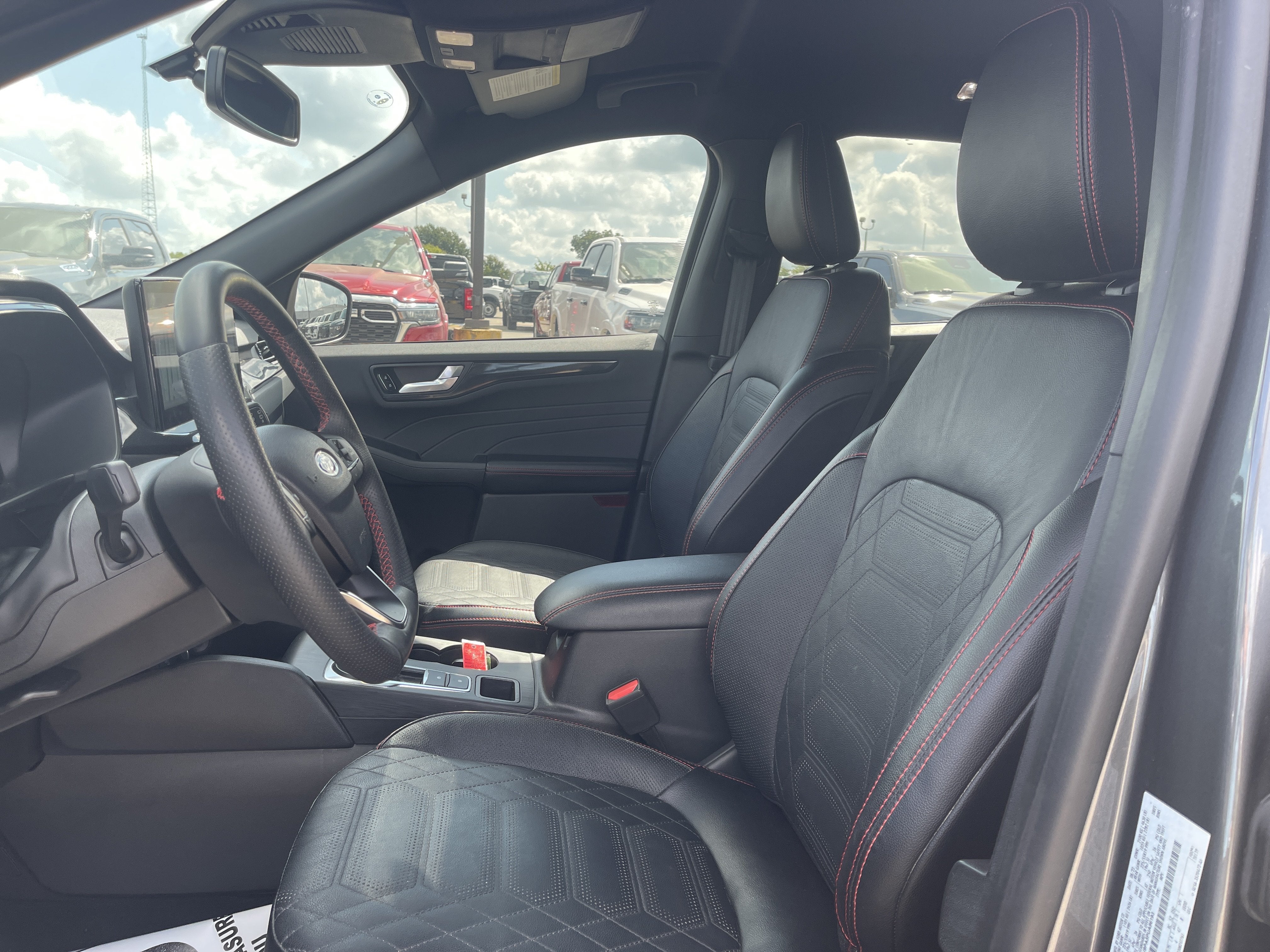 2023 Ford Escape ST-Line Elite