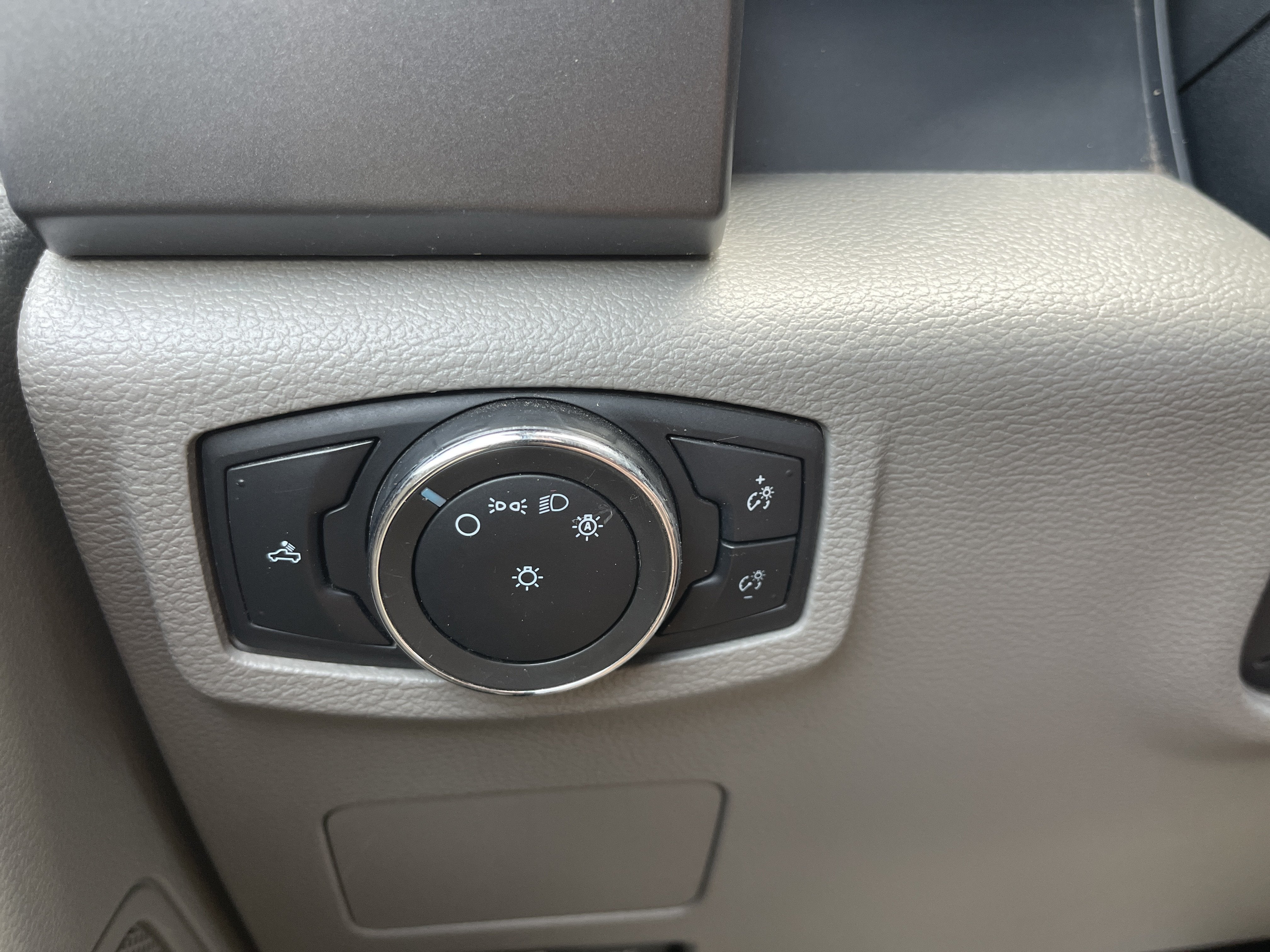 2022 Ford Super Duty F-250 SRW XLT