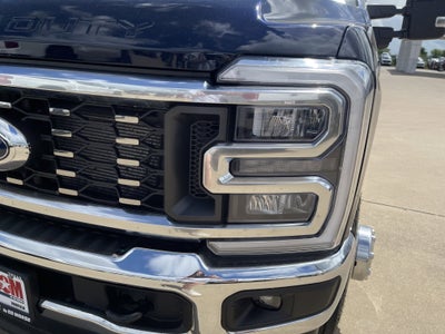 2024 Ford Super Duty F-350 DRW LARIAT