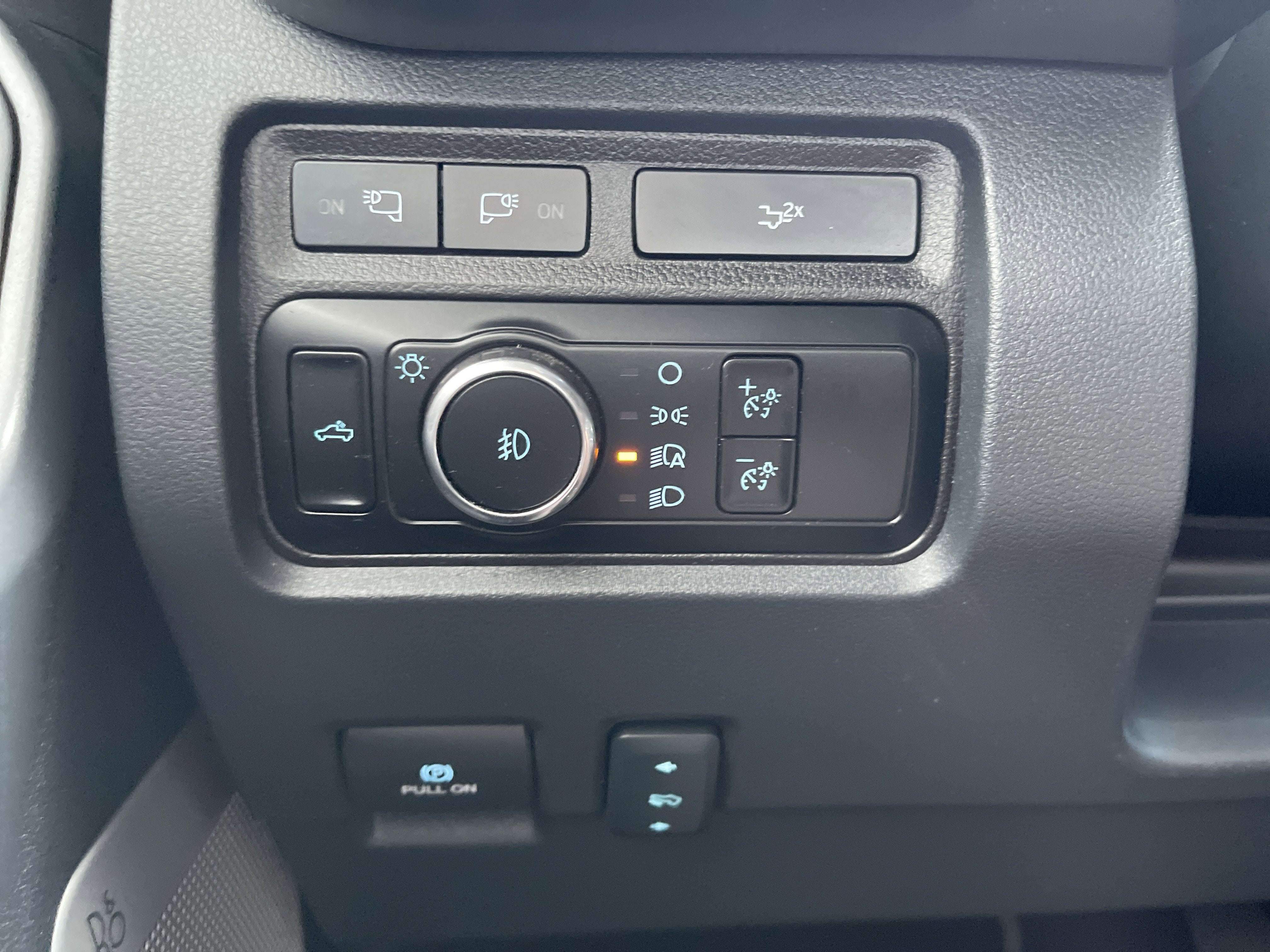 2024 Ford Super Duty F-350 DRW LARIAT