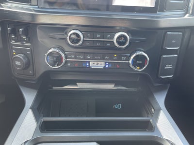 2024 Ford Super Duty F-350 DRW LARIAT