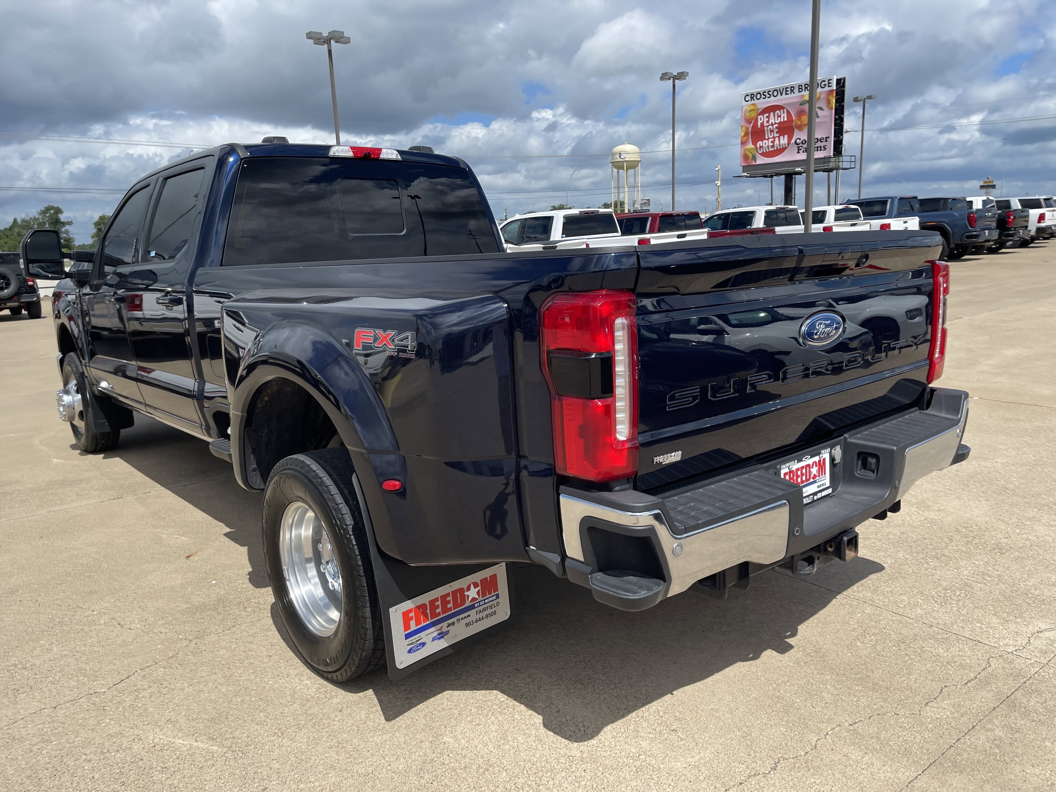 2024 Ford Super Duty F-350 DRW LARIAT