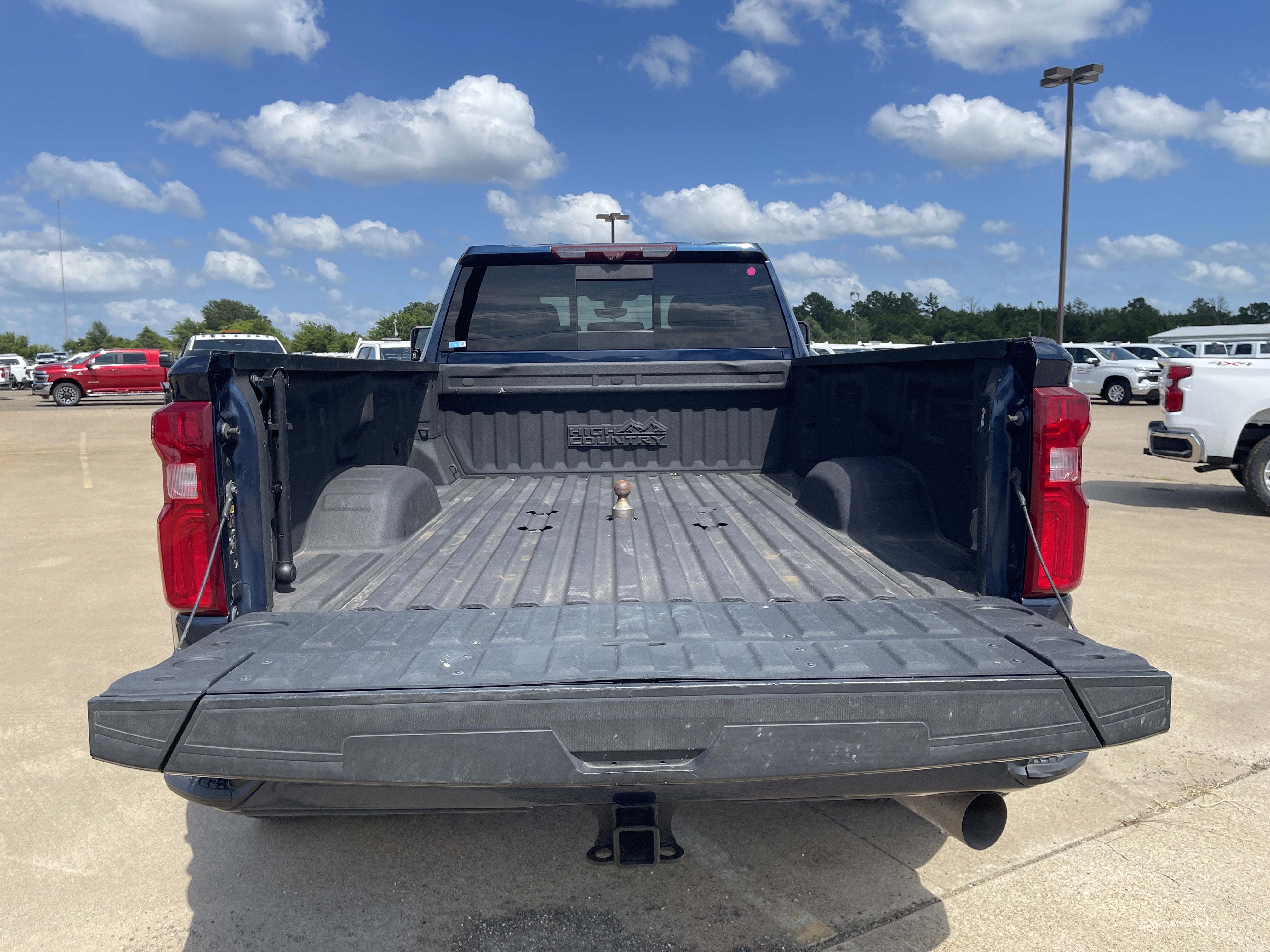 2022 Chevrolet Silverado 3500HD High Country