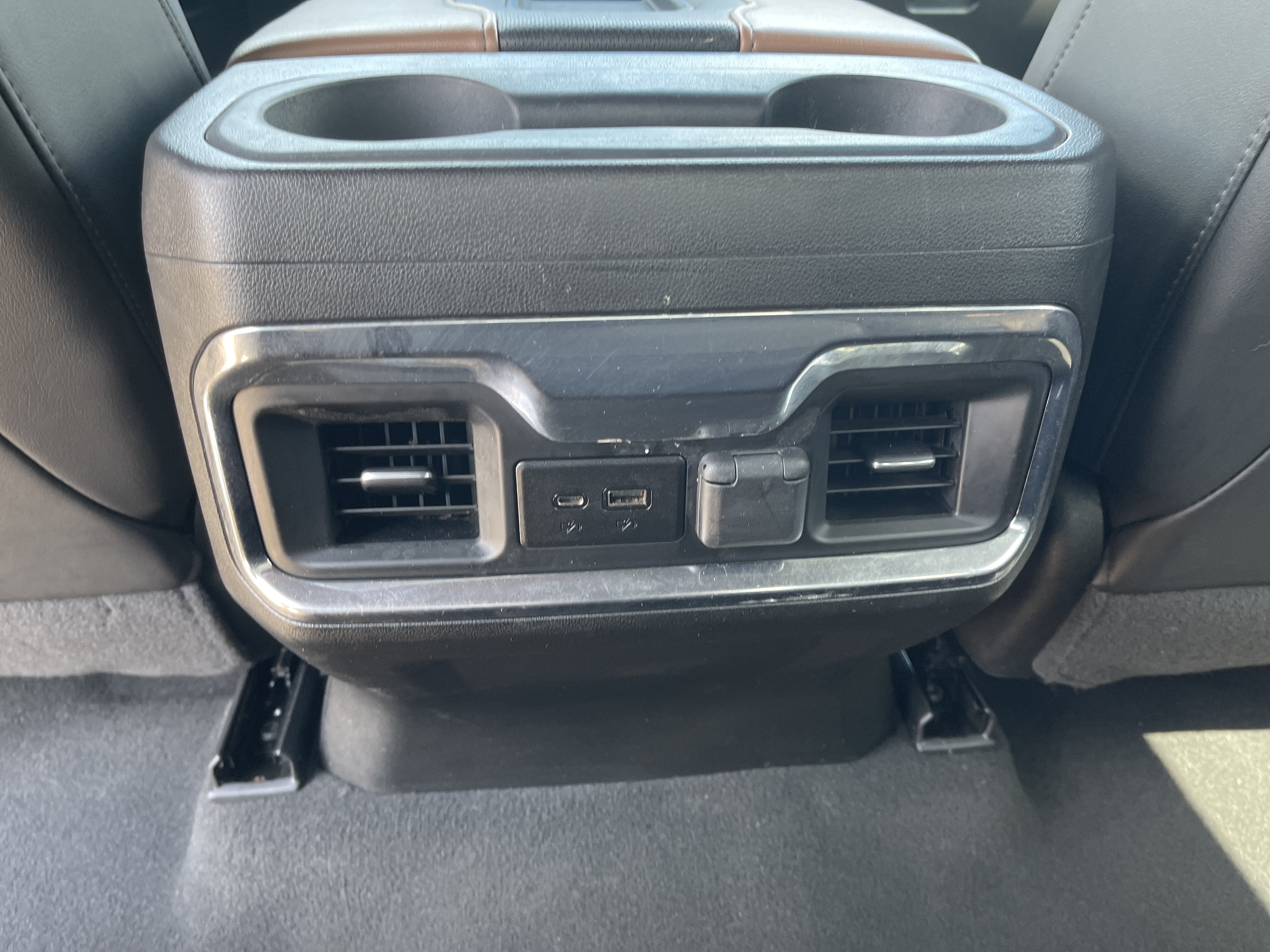 2022 Chevrolet Silverado 3500HD High Country