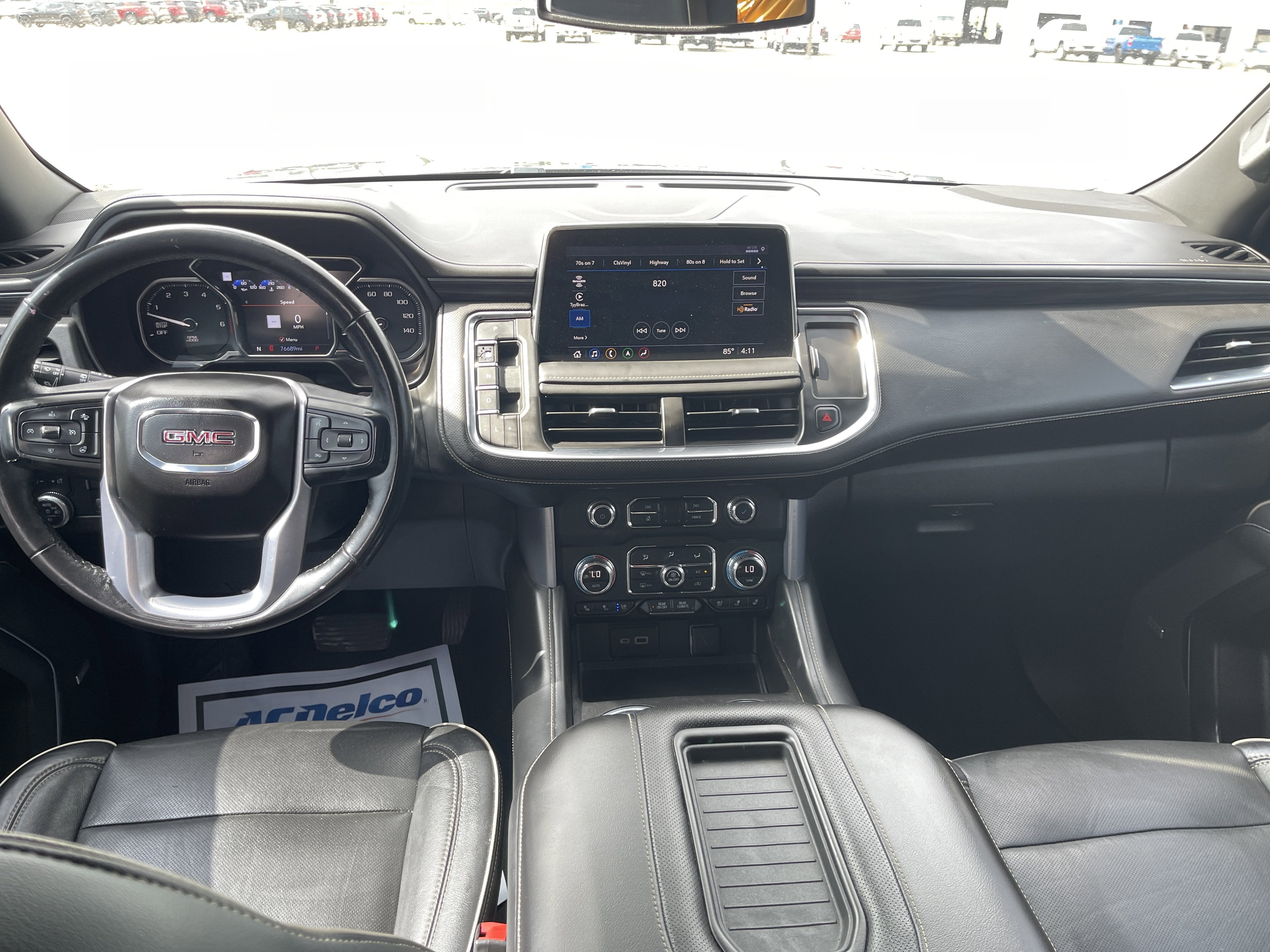 2021 GMC Yukon SLT