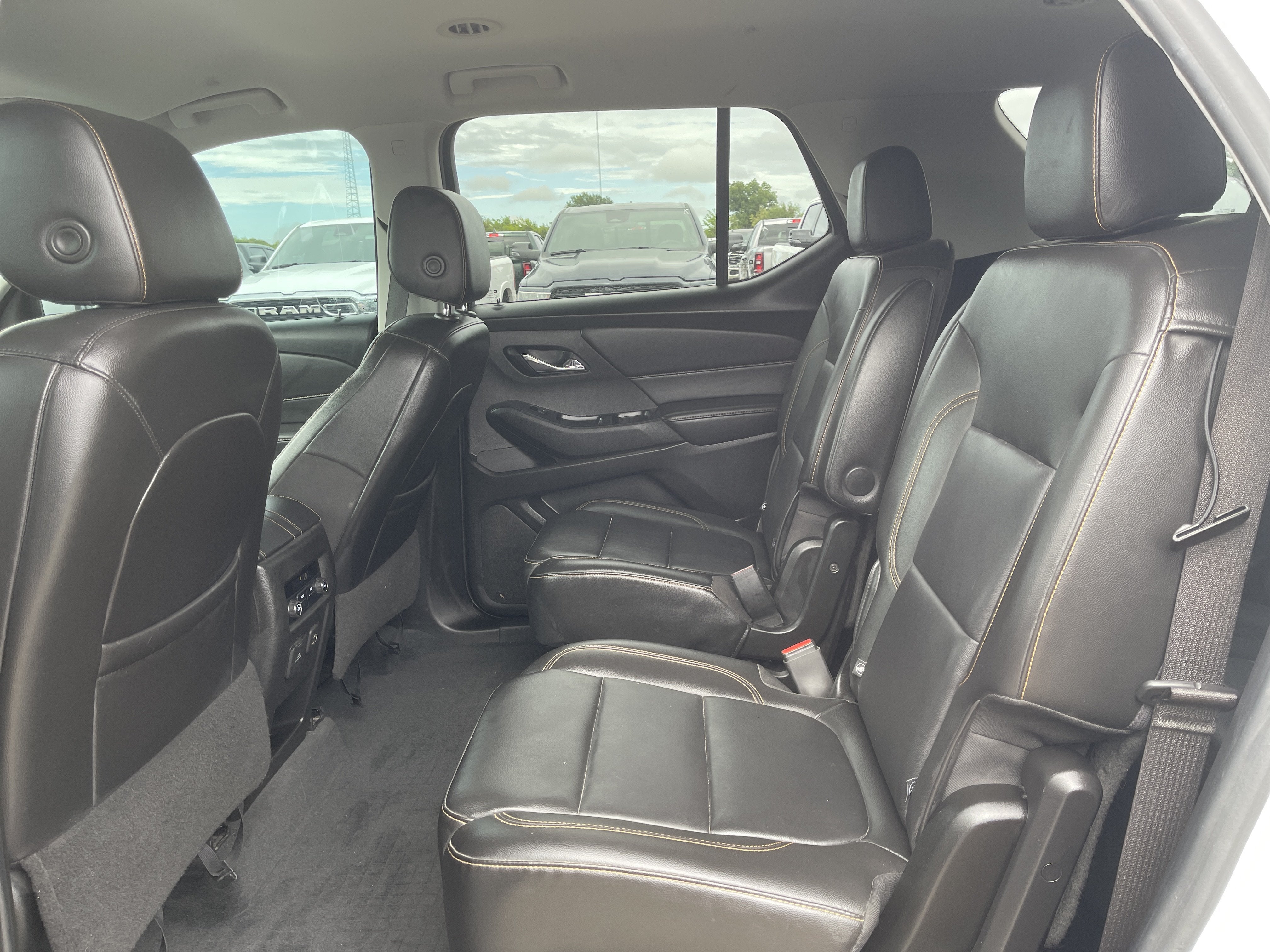 2021 Chevrolet Traverse RS