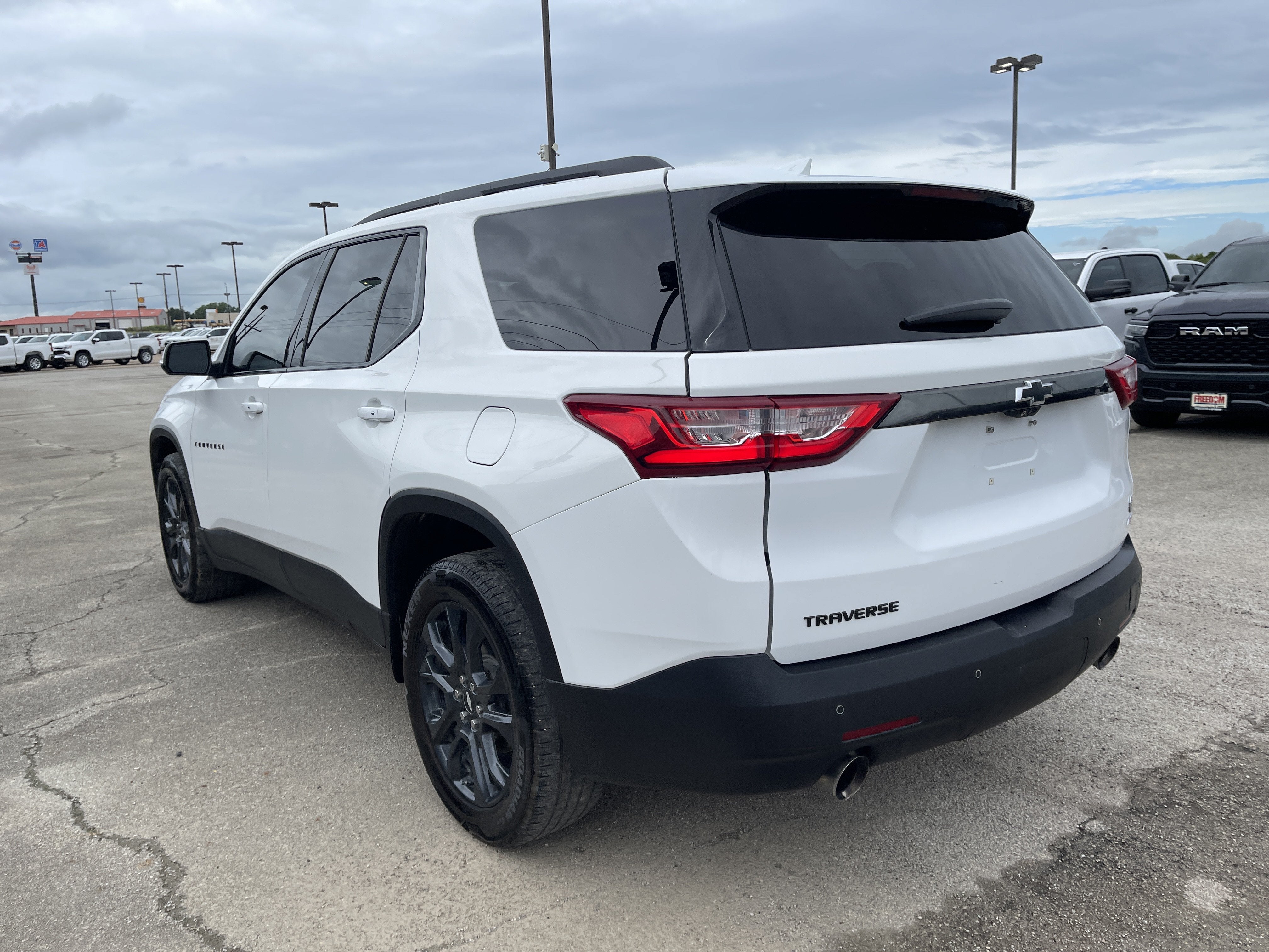 2021 Chevrolet Traverse RS