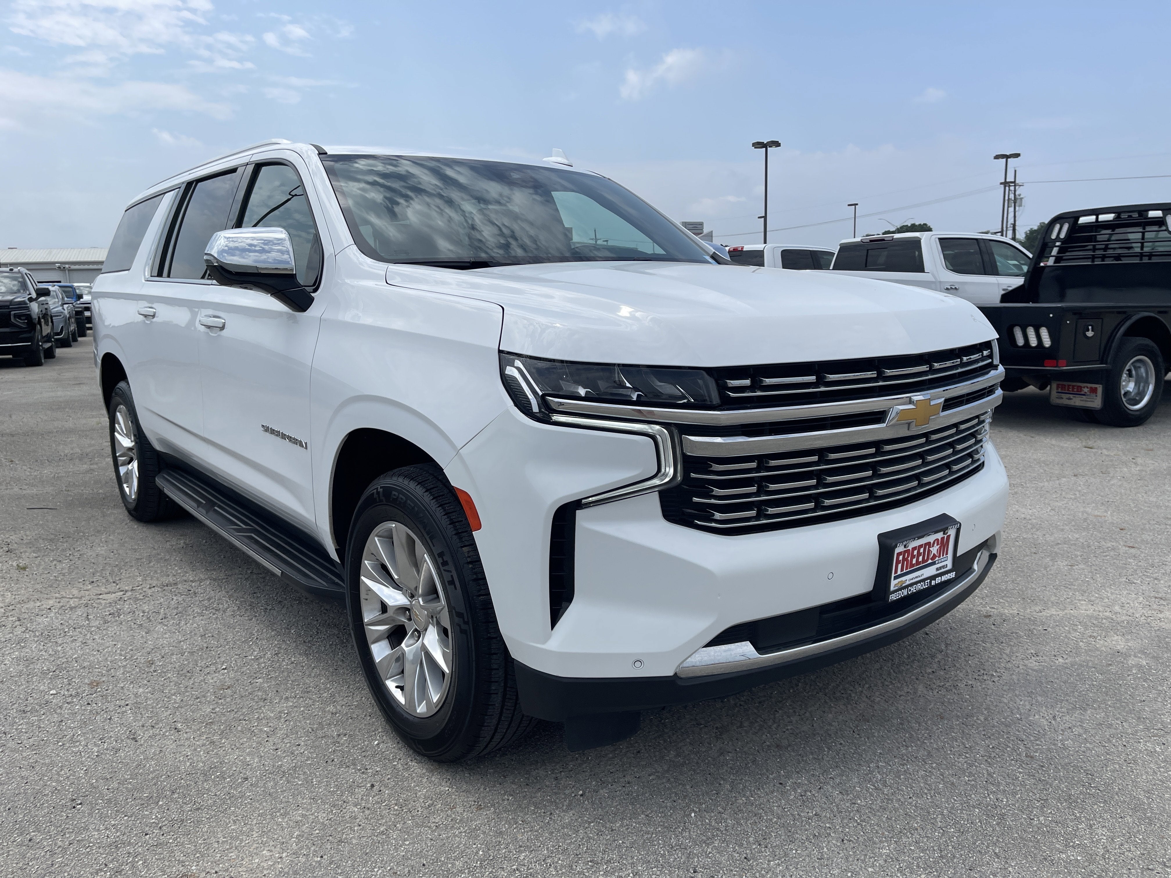 2023 Chevrolet Suburban Premier