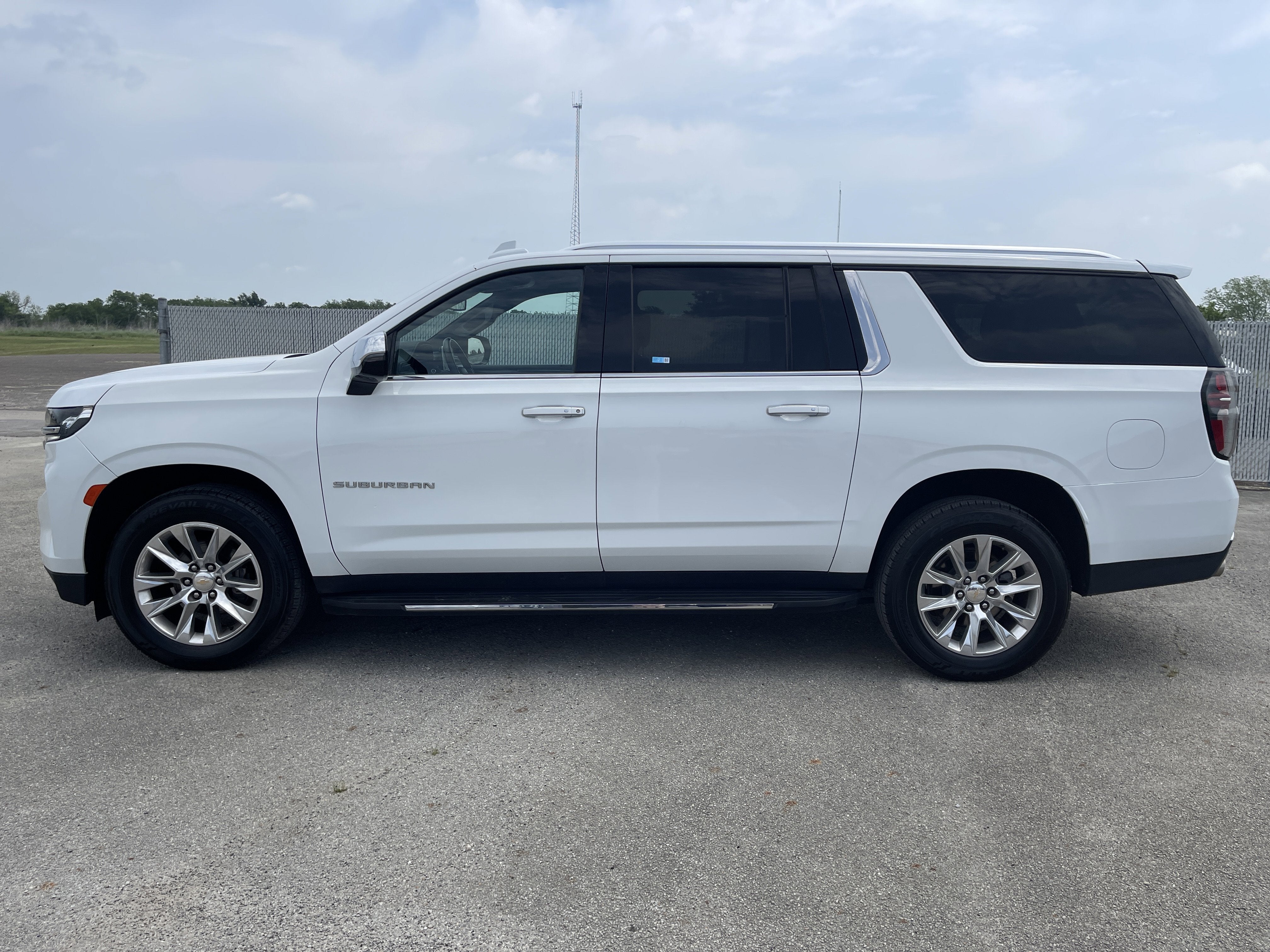 2023 Chevrolet Suburban Premier