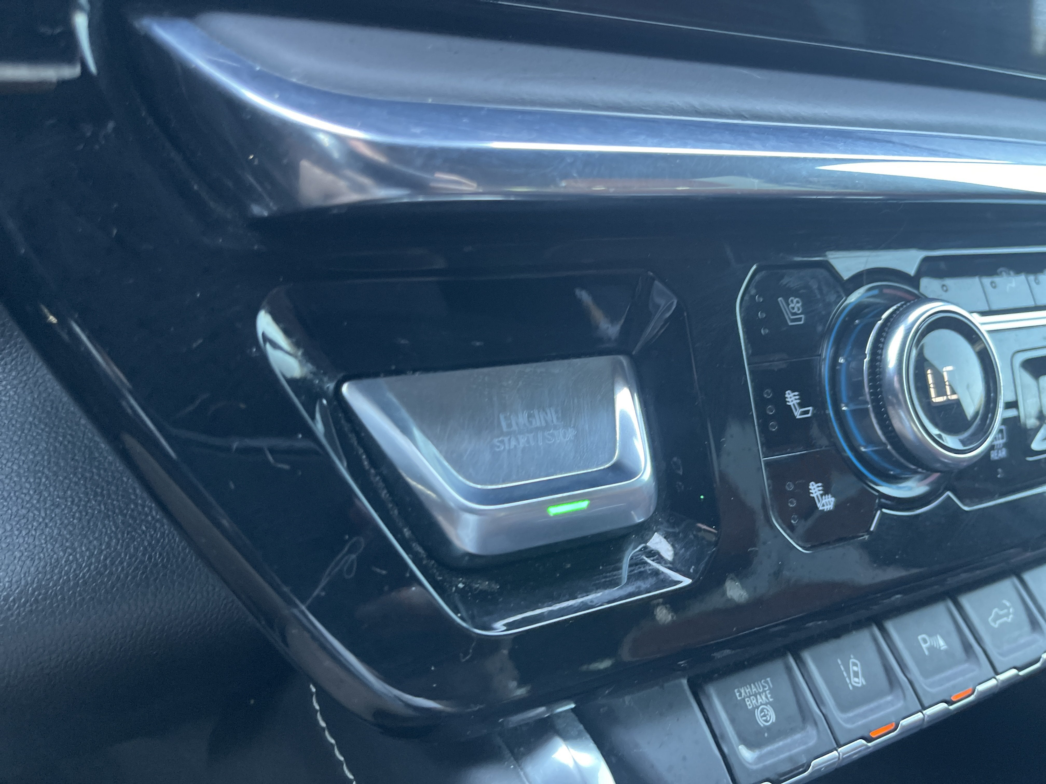 2024 GMC Sierra 3500HD Denali Ultimate