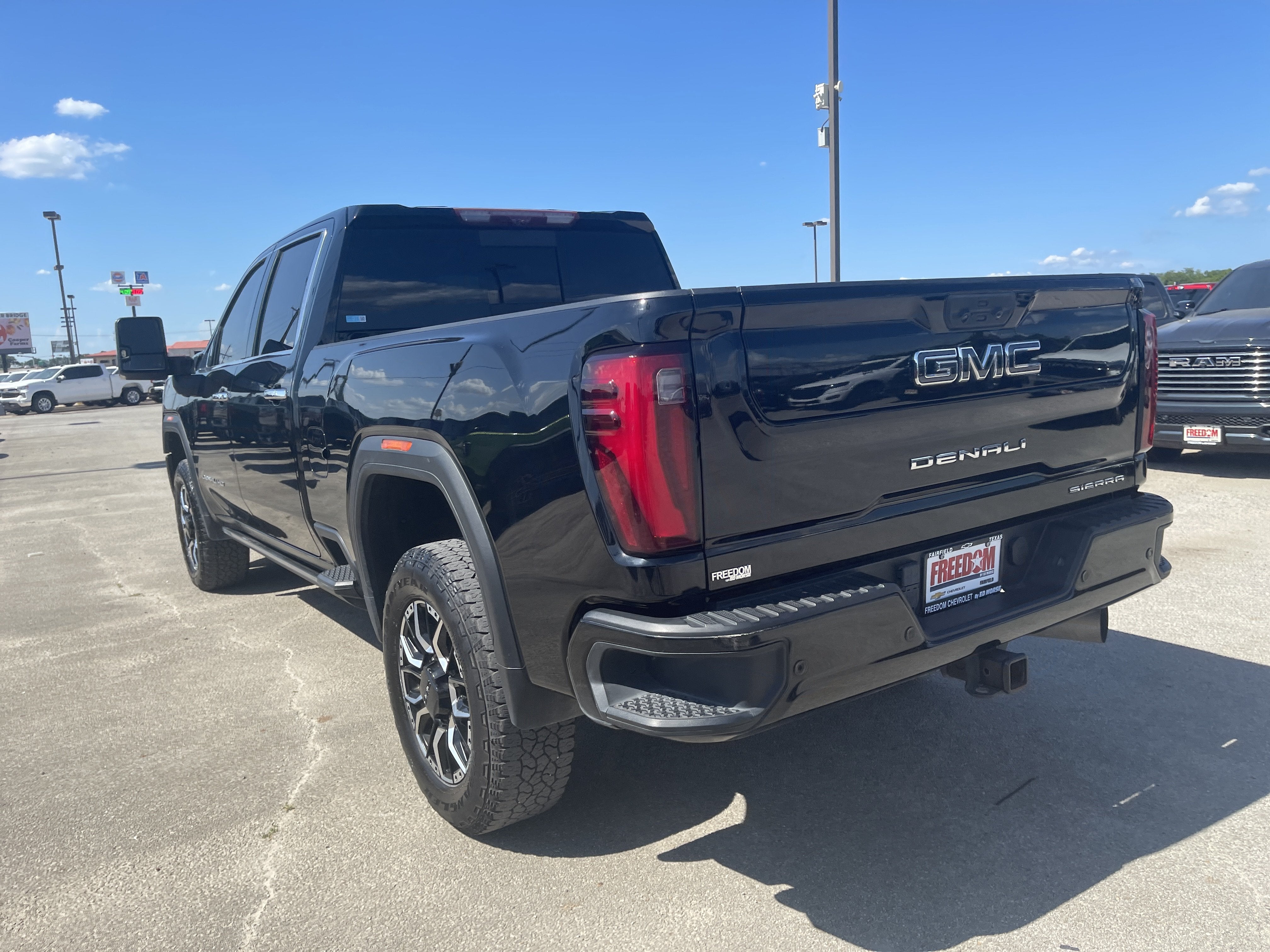 2024 GMC Sierra 3500HD Denali Ultimate